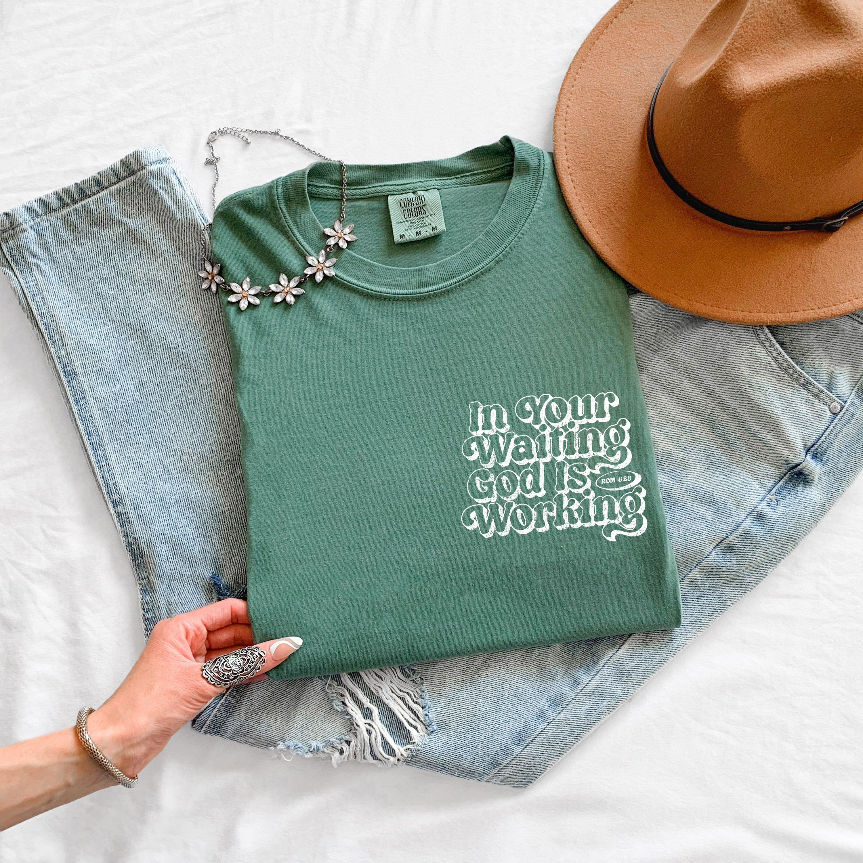 In the waiting God is working Comfort Colors T Shirt Religious Jesus Bible (Outlined Groovy)