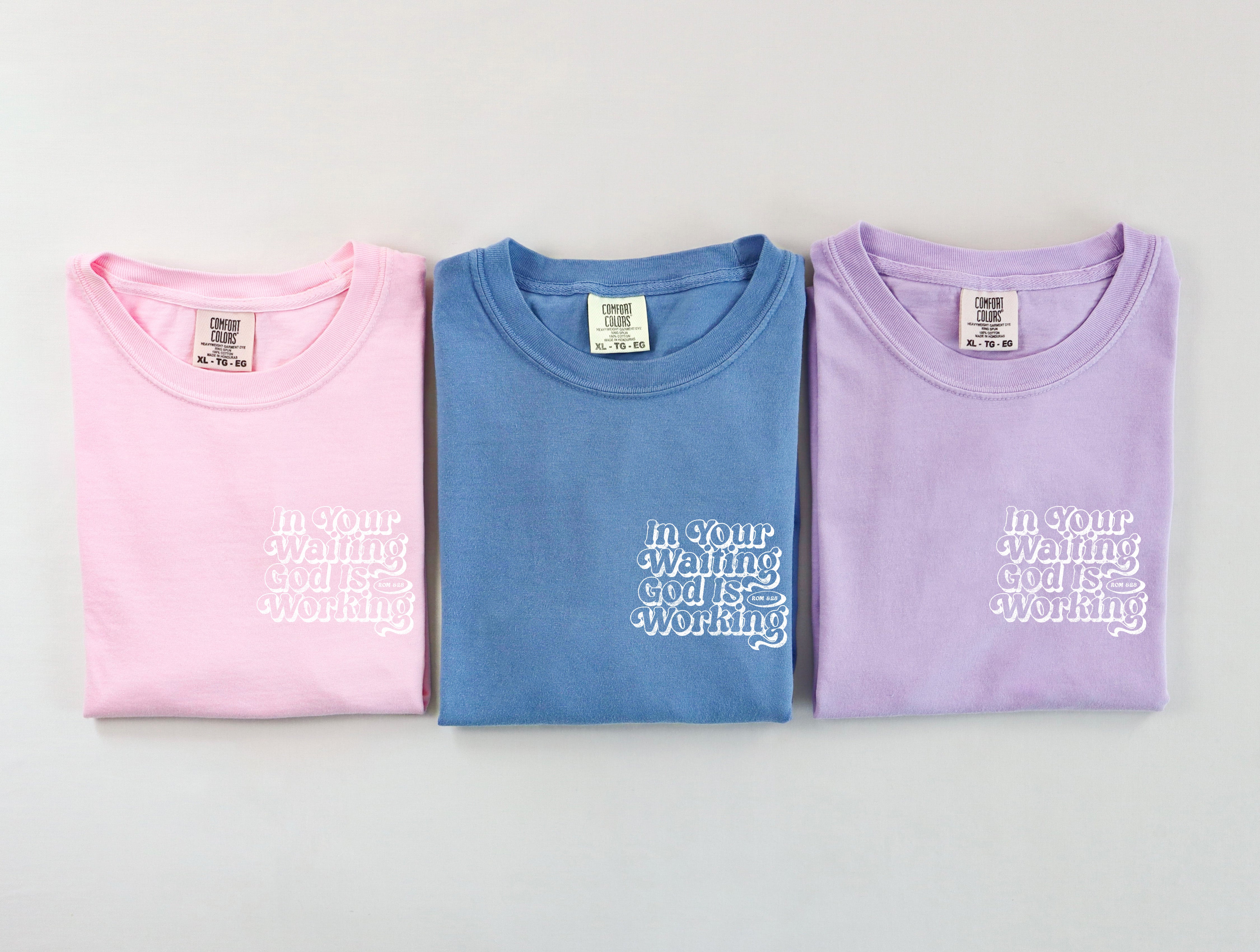 In the waiting God is working Comfort Colors T Shirt Religious Jesus Bible (Outlined Groovy)