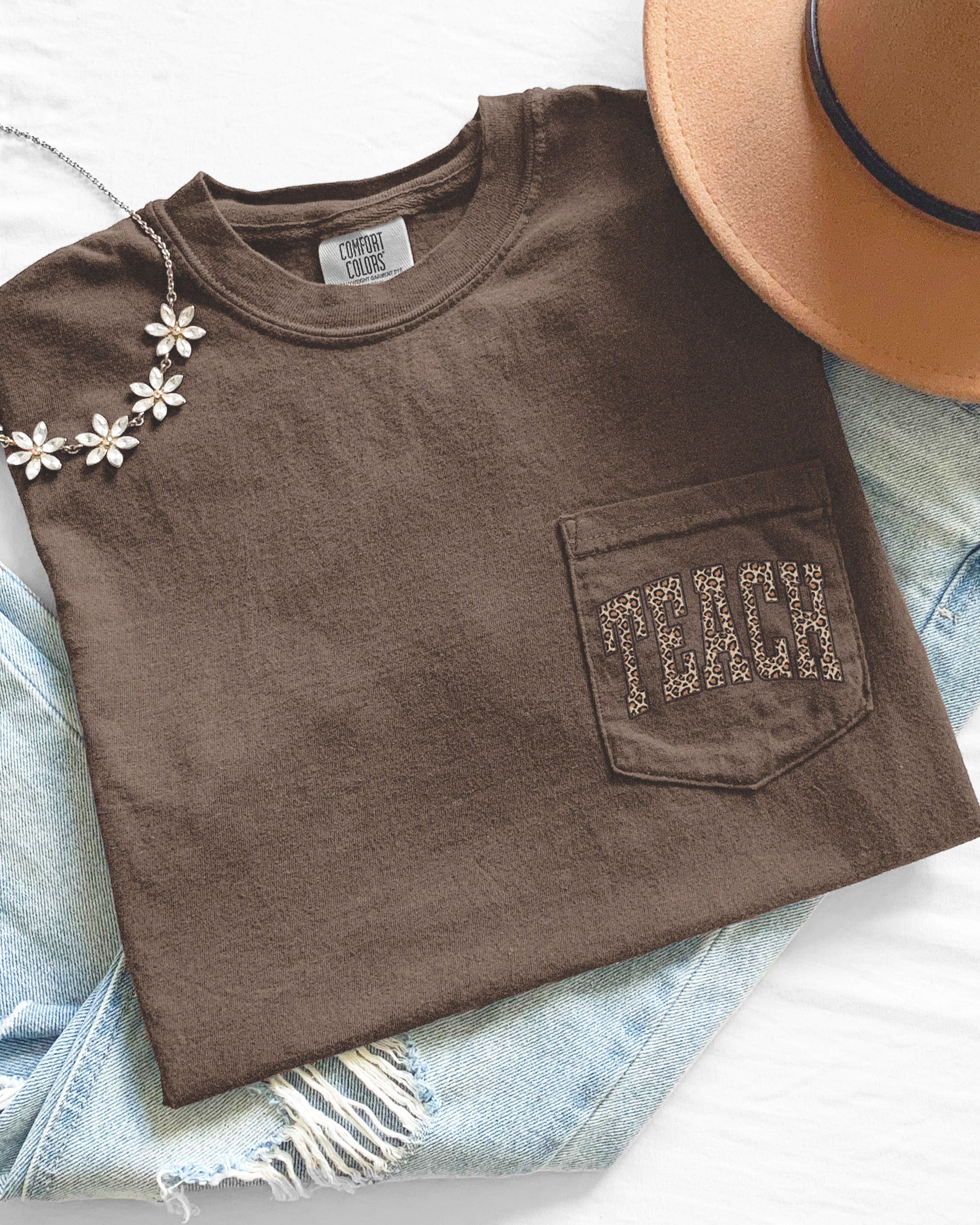 Teacher Teach back to school Comfort Colors Pocket T Shirt (Leopard)