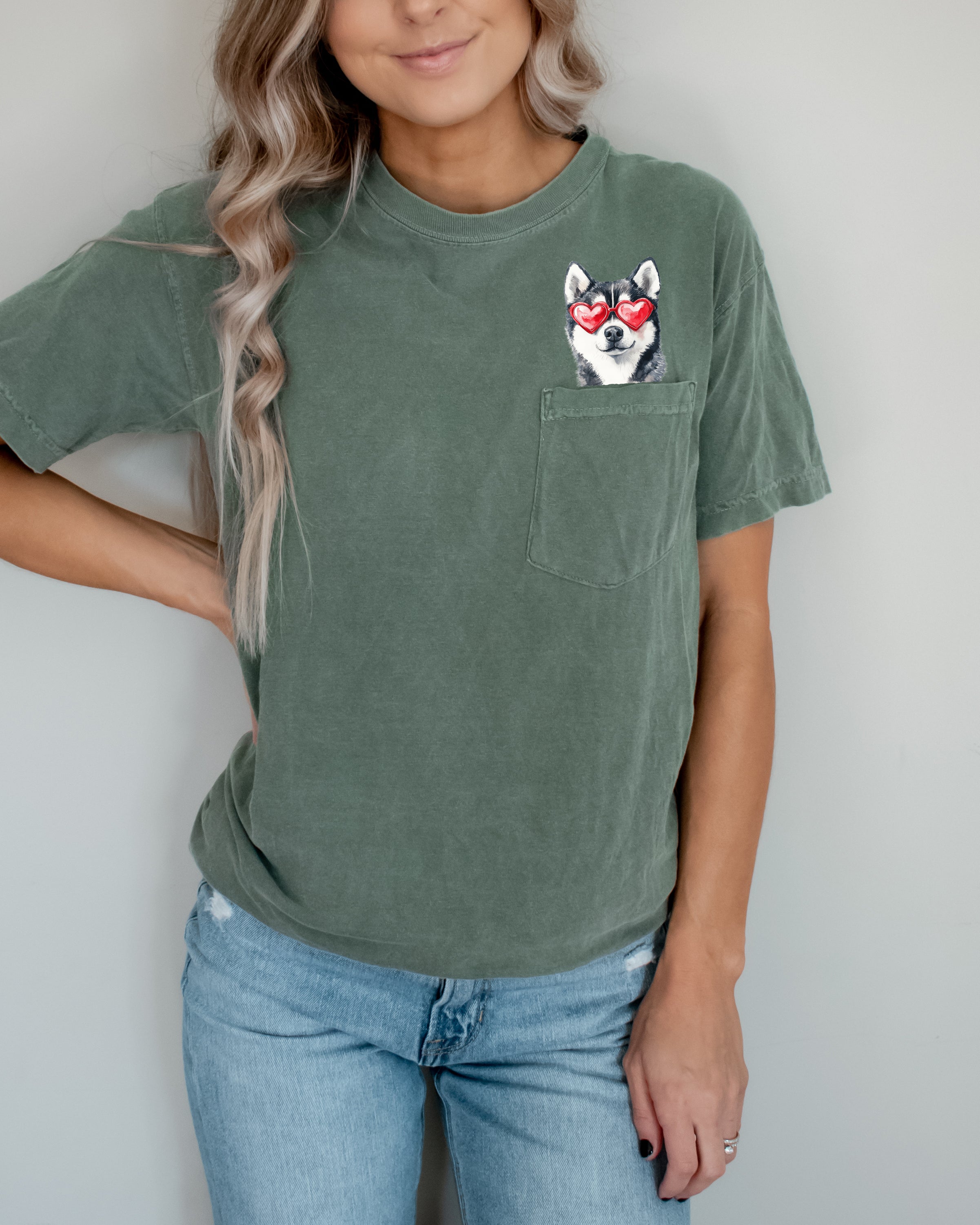 Husky Heart Glasses Dog Comfort Colors Pocket Unisex T Shirt