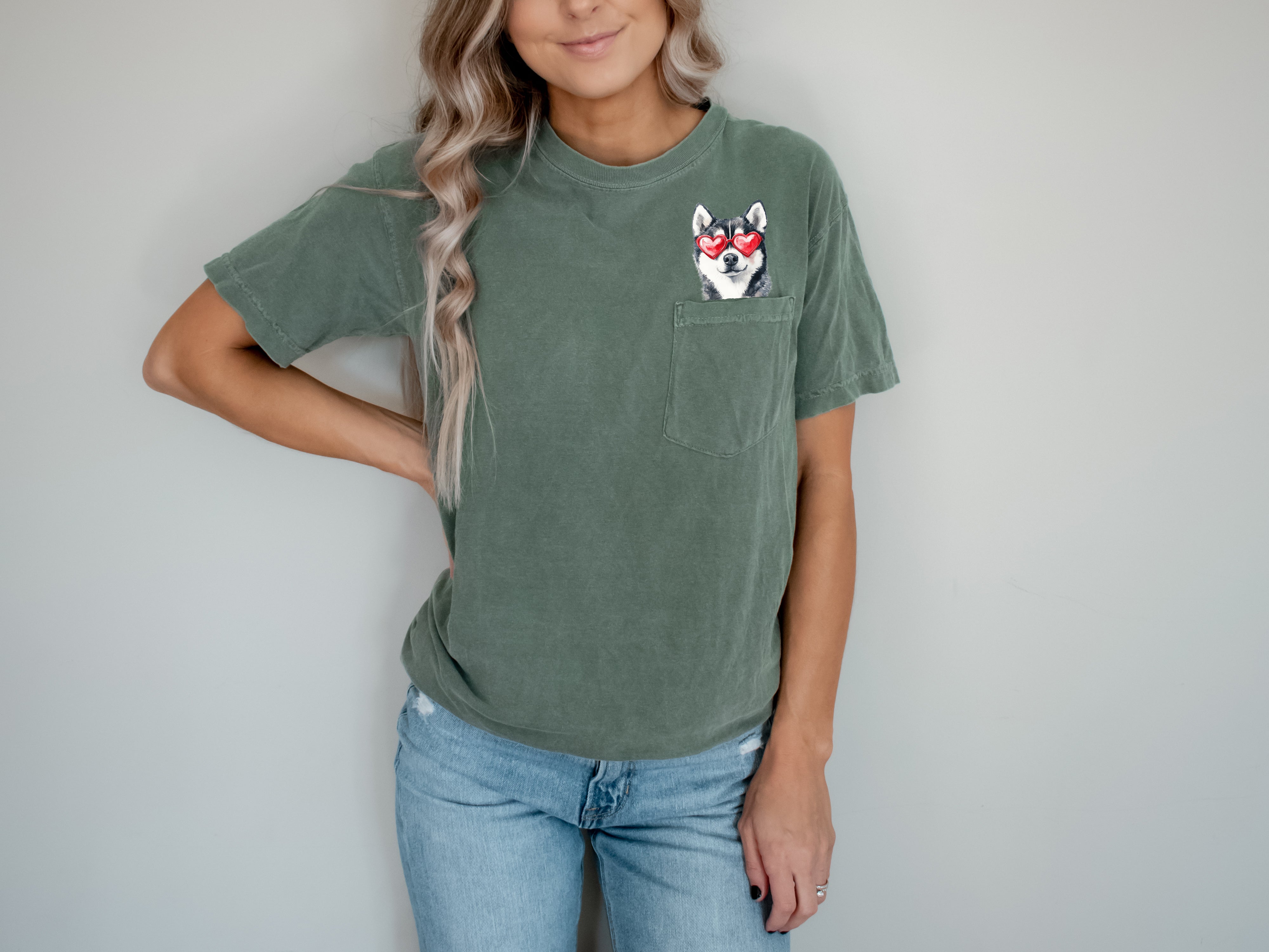 Husky Heart Glasses Dog Comfort Colors Pocket Unisex T Shirt