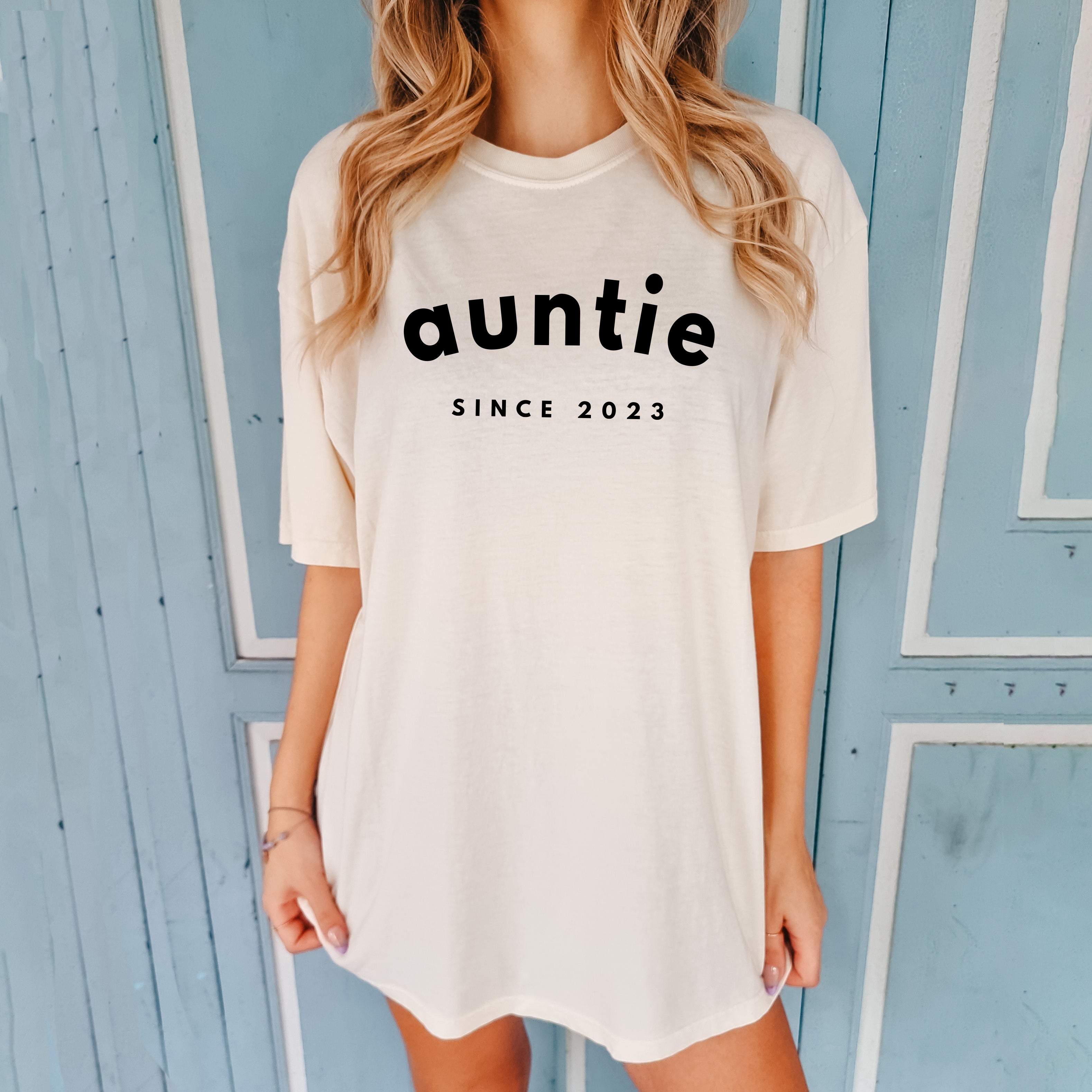 Aunt Personalized Est Year Comfort Colors T Shirt (sportan font)
