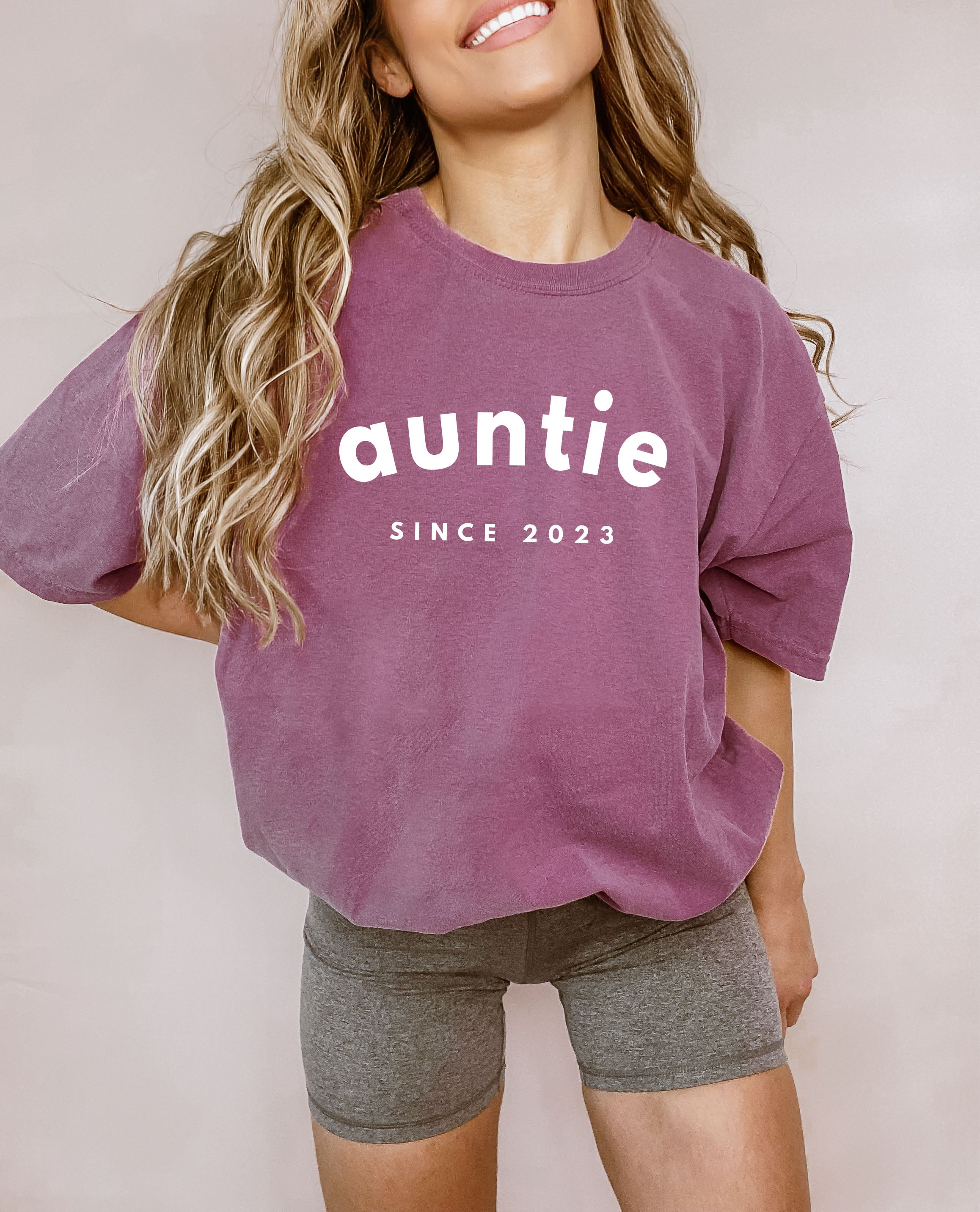 Aunt Personalized Est Year Comfort Colors T Shirt (sportan font)