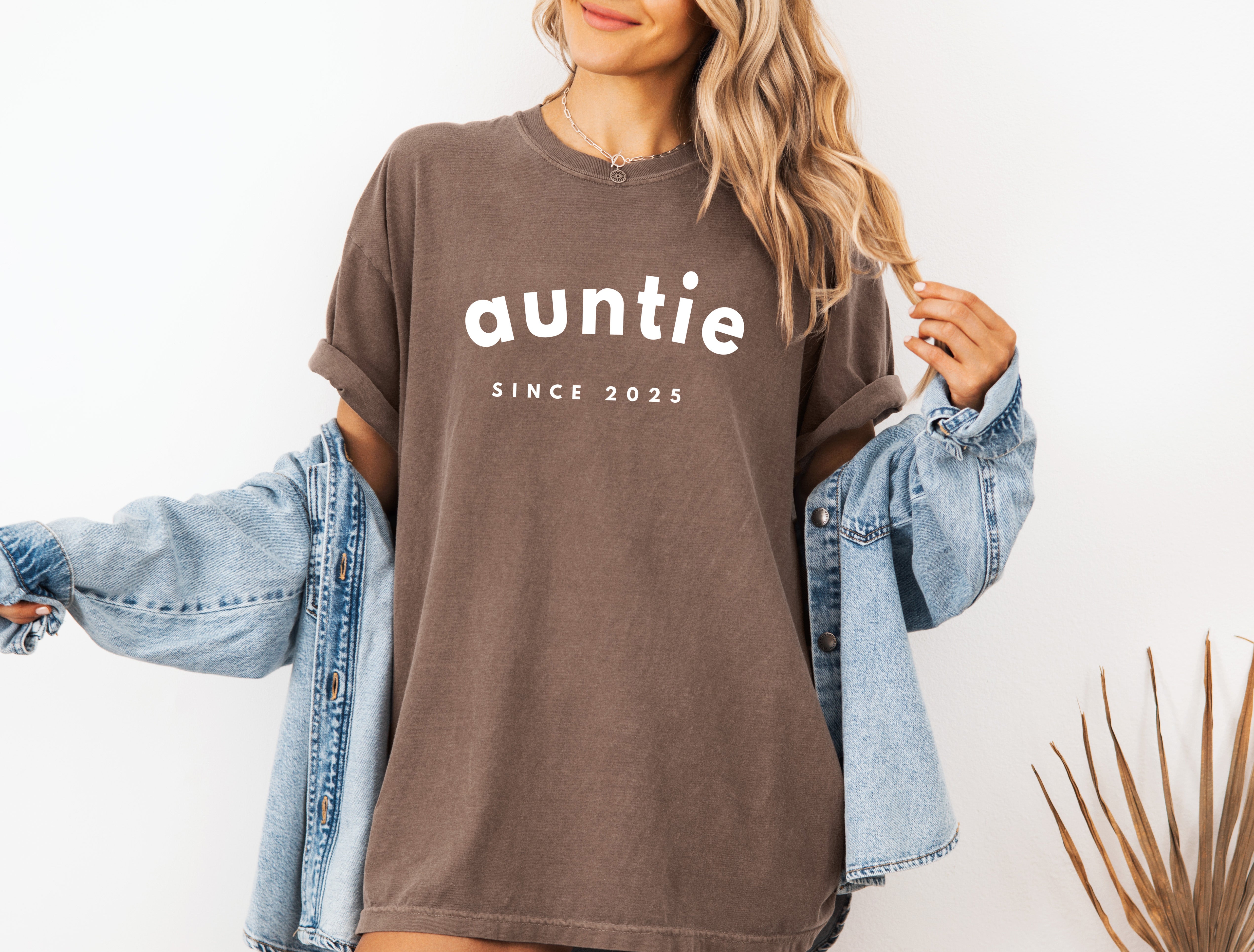 Aunt Personalized Est Year Comfort Colors T Shirt (sportan font)