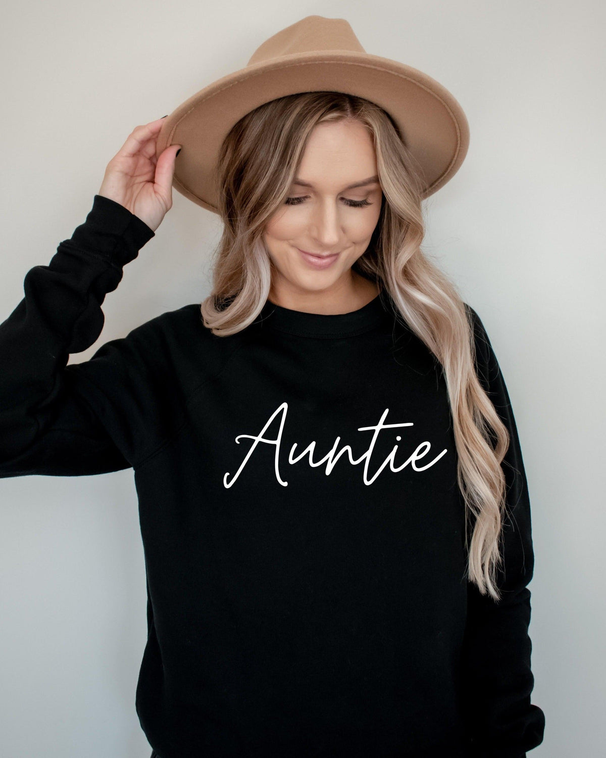 Auntie Drop Shoulder Sponge Fleece Crewneck Sweatshirt (Cursive)