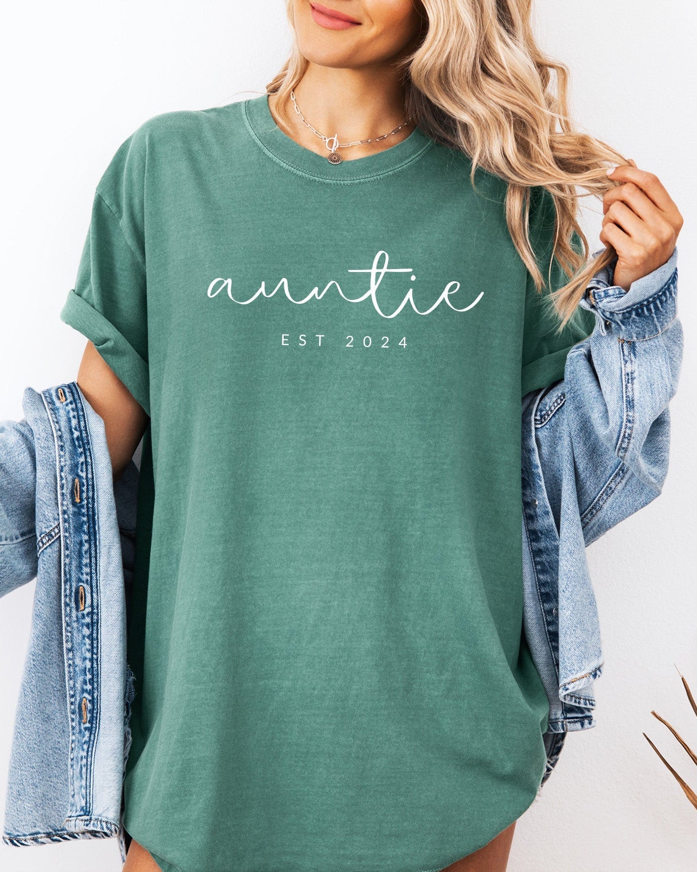 Auntie Personalized Est Year Comfort Colors Graphic Tees (Cursive)