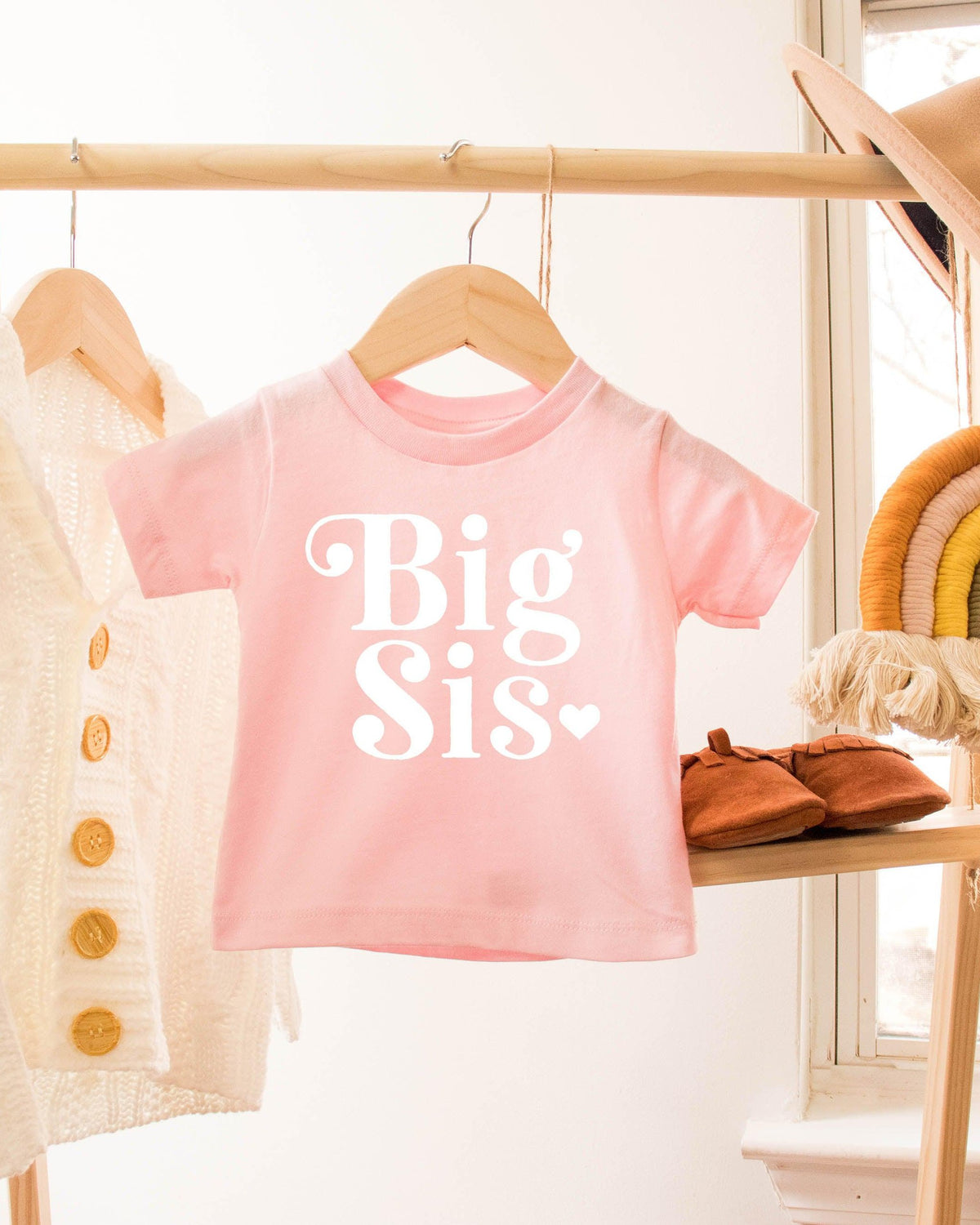 Big sis Baby And Toddler Sister T-Shirt (Retro)