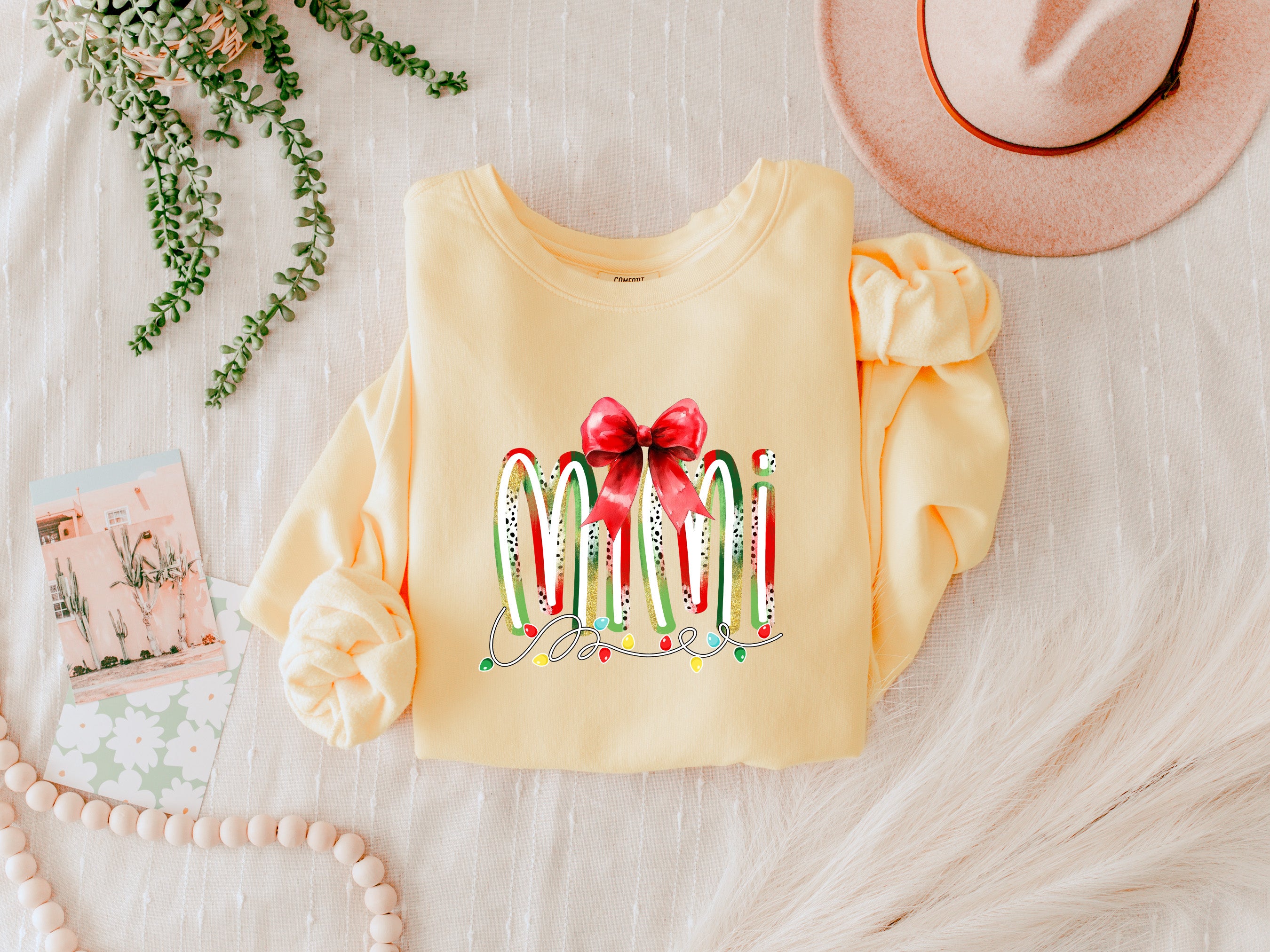 Mimi Christmas Theme Grandma Garment Dyed Comfort Colors Sweatshirt (red)