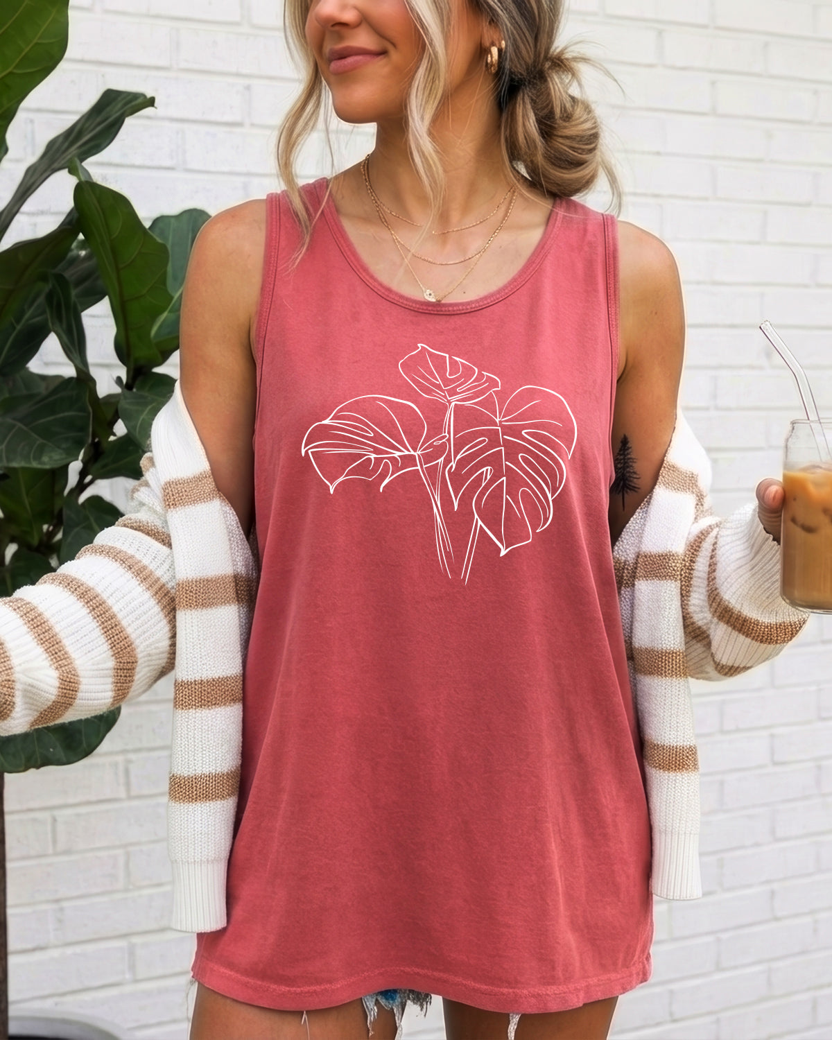 Monstera Plant Nature Comfort Colors Tank Top – Mountain Hiking Camping Vacation Nature Graphic