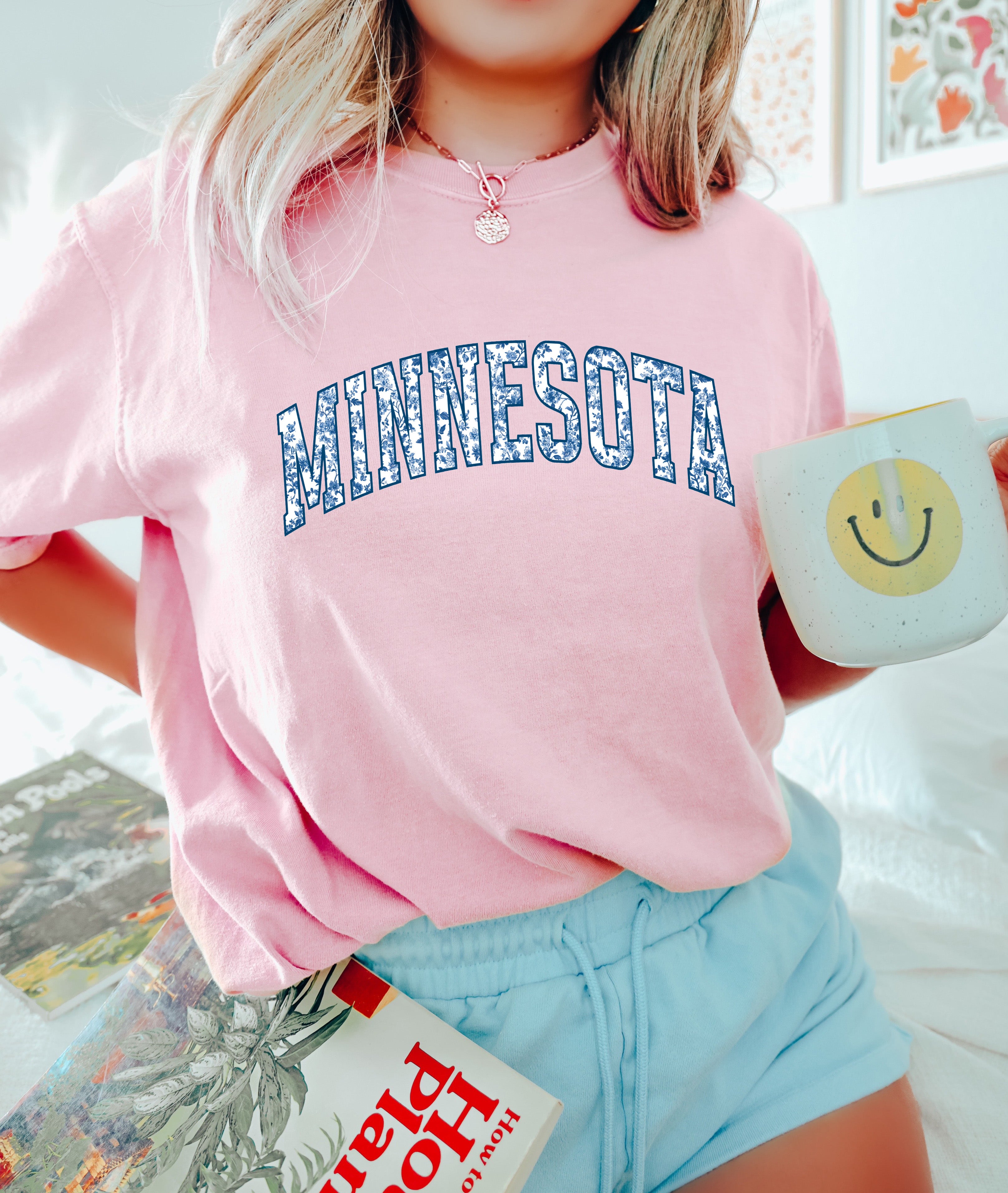 Minnesota State City College Comfort Colors T Shirt (Blue flower)