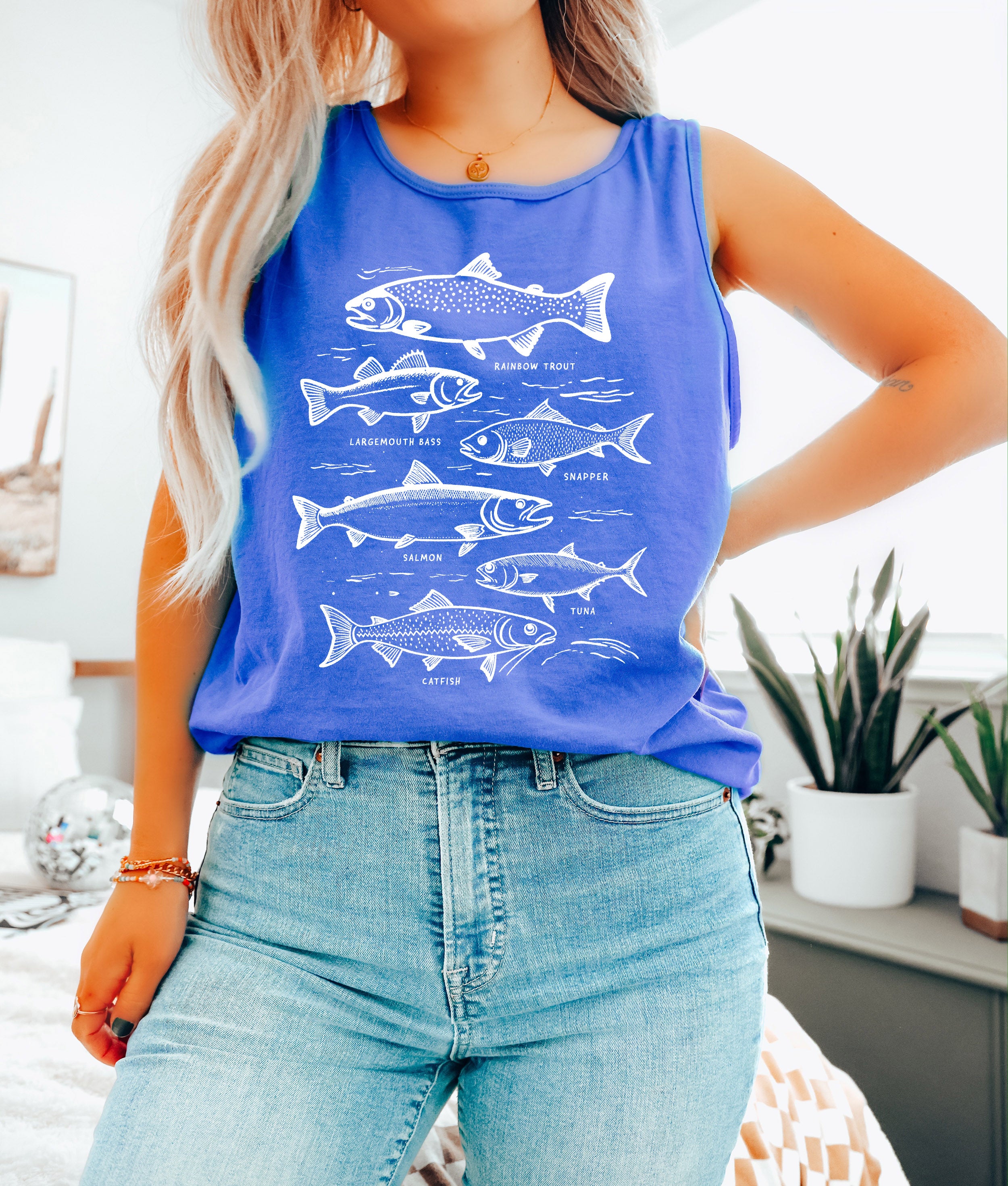 Salmon Fishing Lake Beach Comfort Colors Tank Top – Mountain Hiking Camping Vacation Nature Graphic