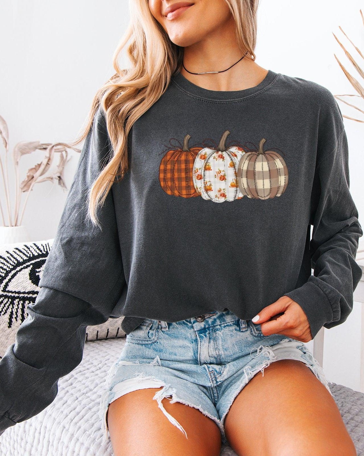 Checkered Pumpkins Thanksgiving Day Comfort Colors Long Sleeve Shirt