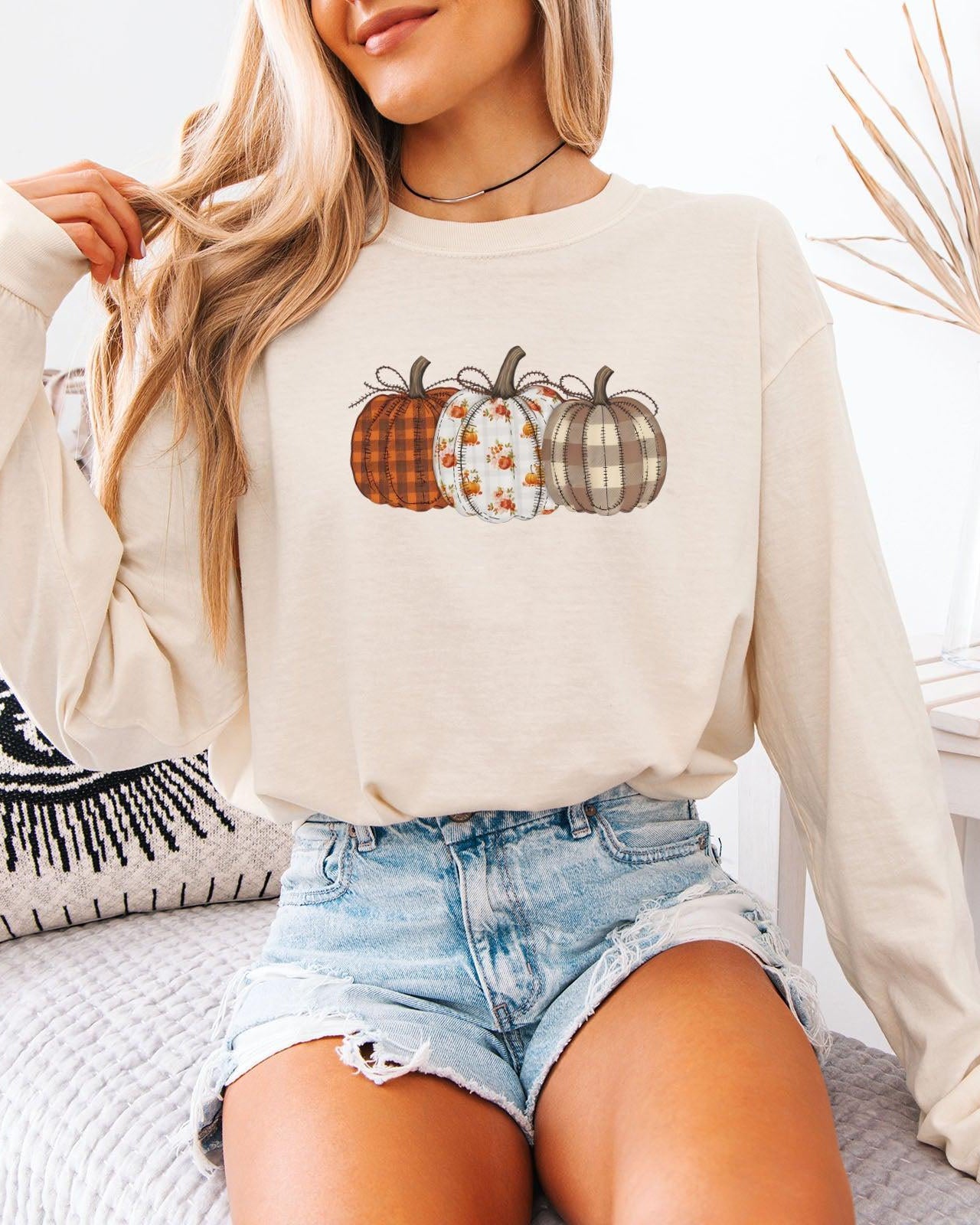 Checkered Pumpkins Thanksgiving Day Comfort Colors Long Sleeve Shirt