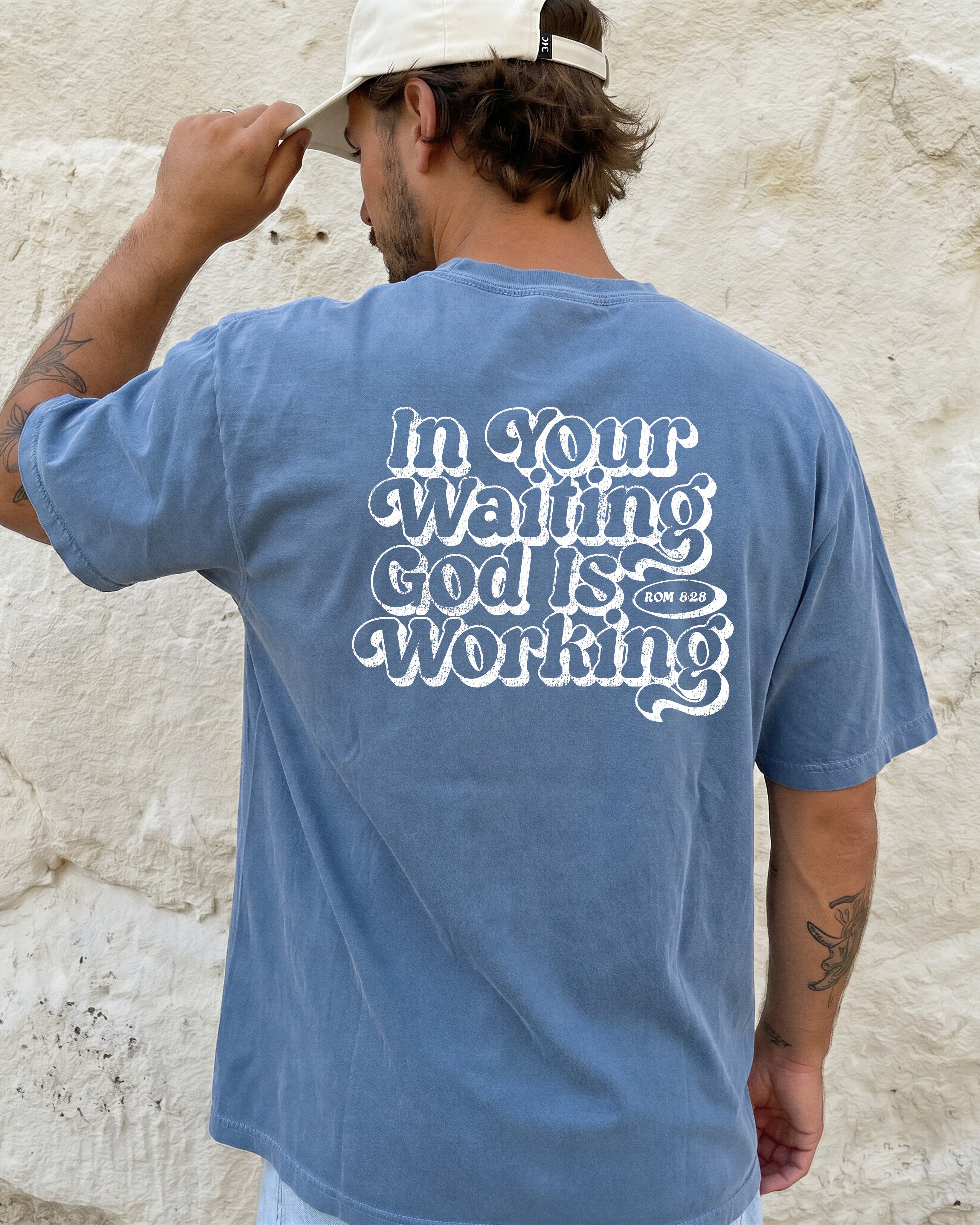 In the waiting God is working Comfort Colors T Shirt Religious Jesus Bible (Outlined Groovy)