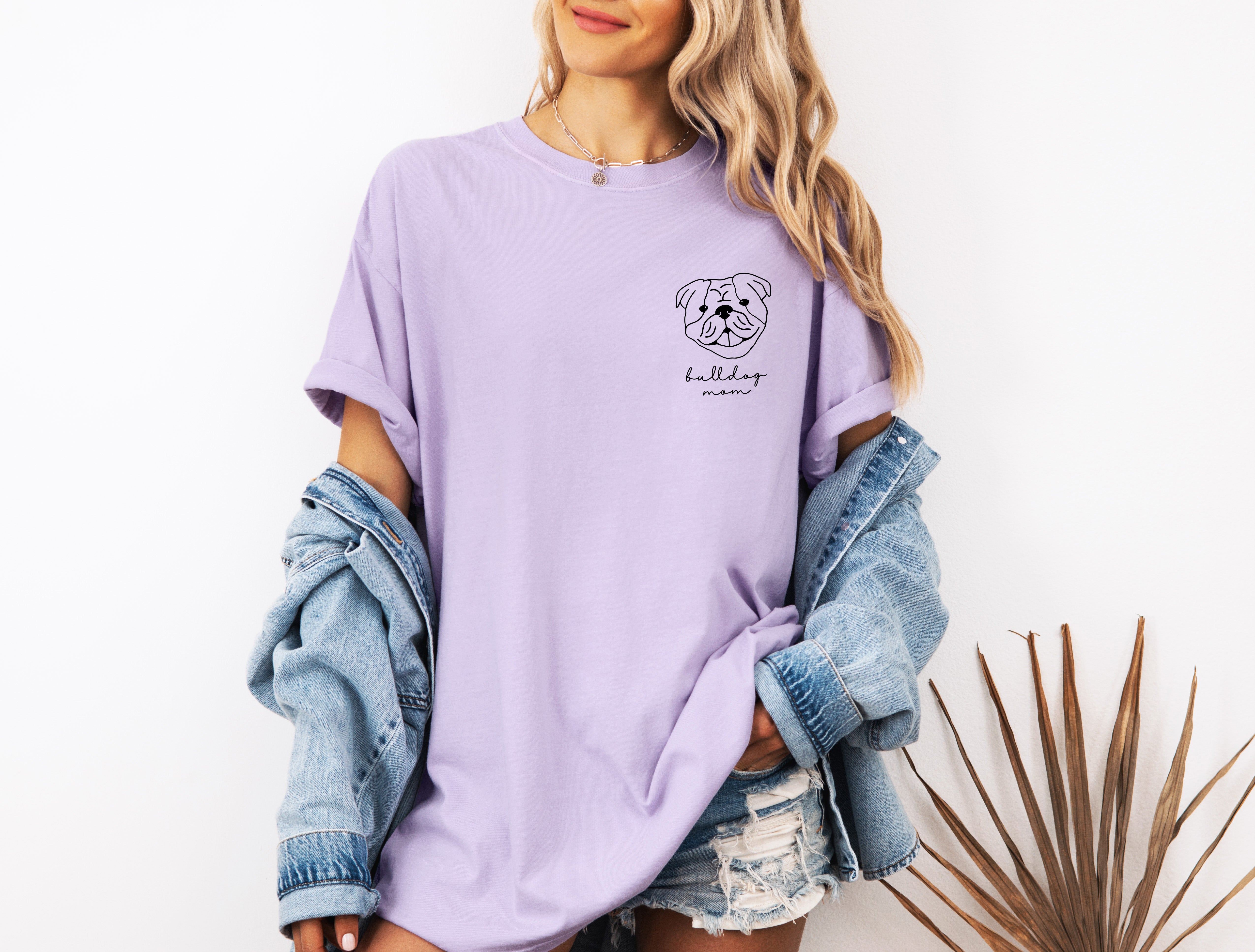 English Bulldog Dog Mom Comfort Colors T Shirt