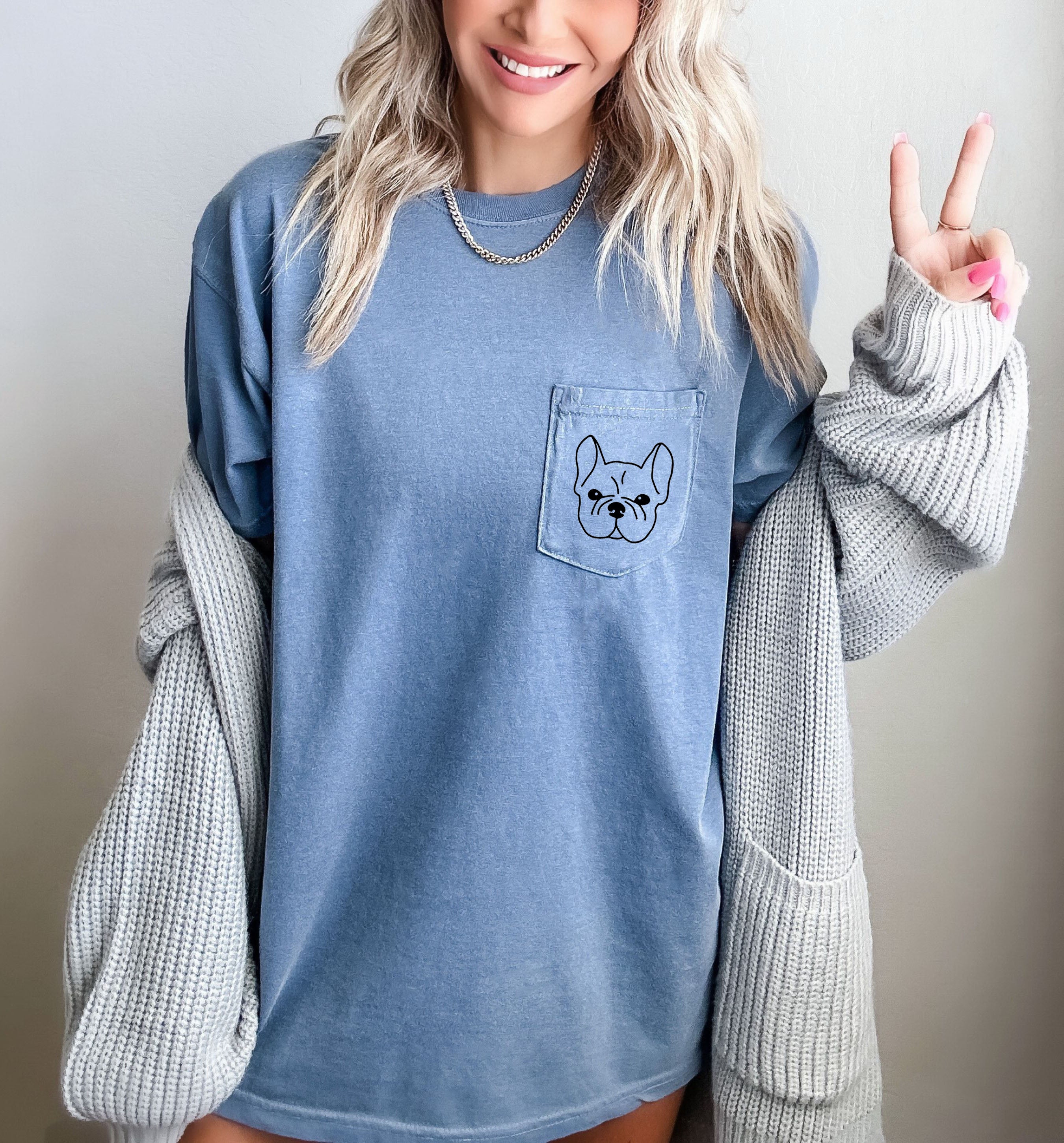 Frenchie Mama French Bulldog Comfort Colors Pocket T Shirt