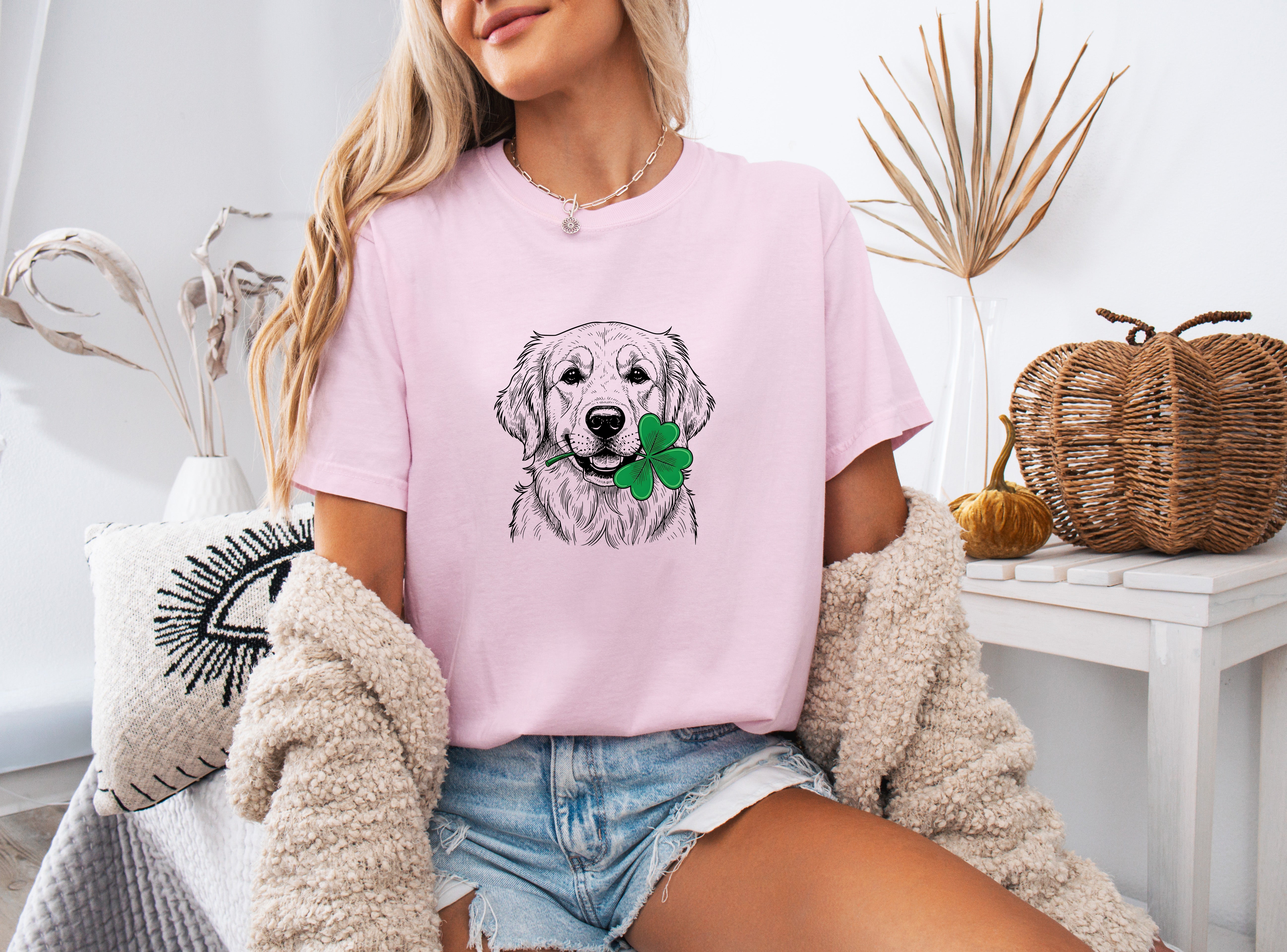 Golden Retriever Dog Mom St. Patrick's day Comfort Colors T Shirt