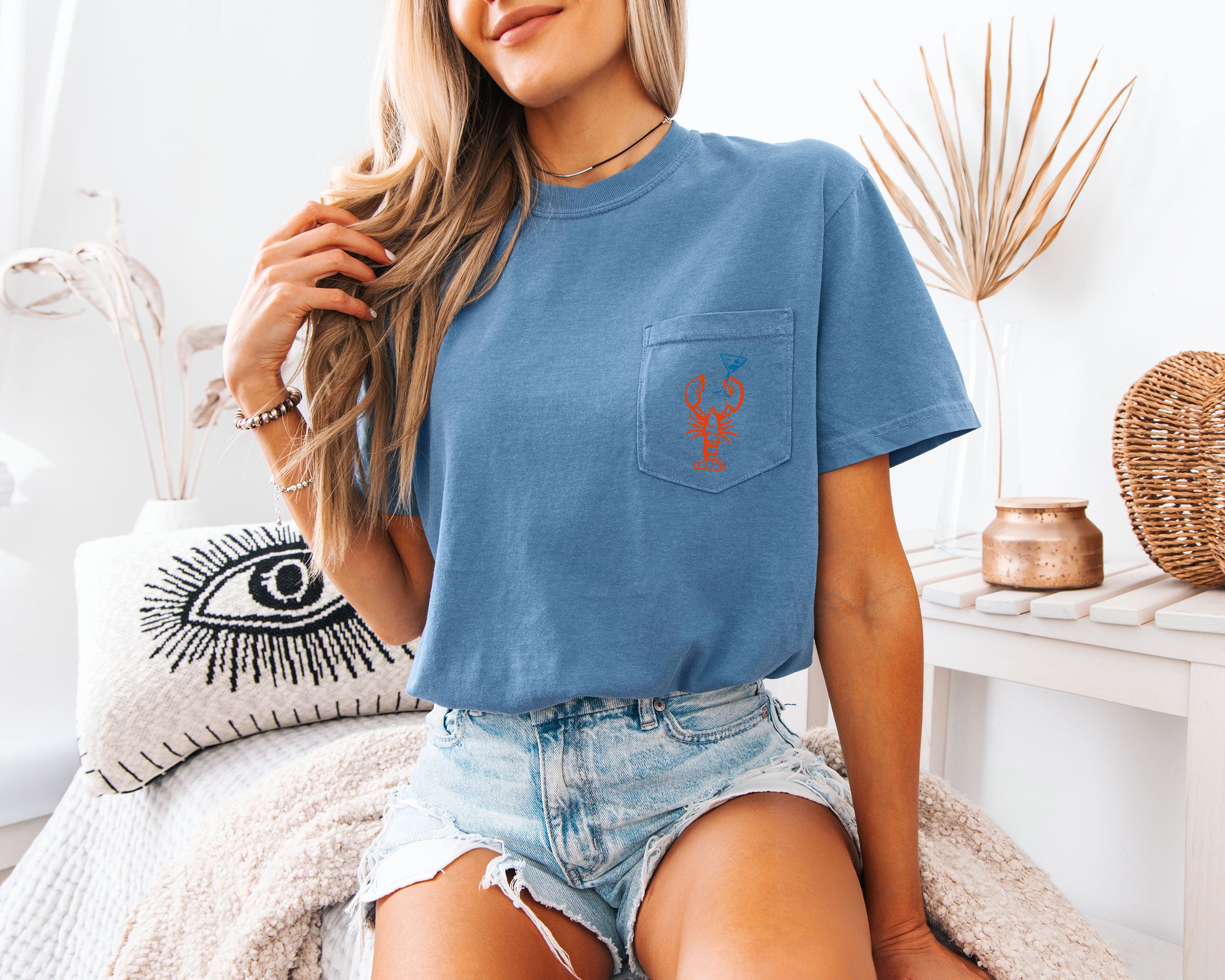 Lobsters Lake Beach Nature 100% cotton Comfort Colors Pocket T-Shirt – Outdoor