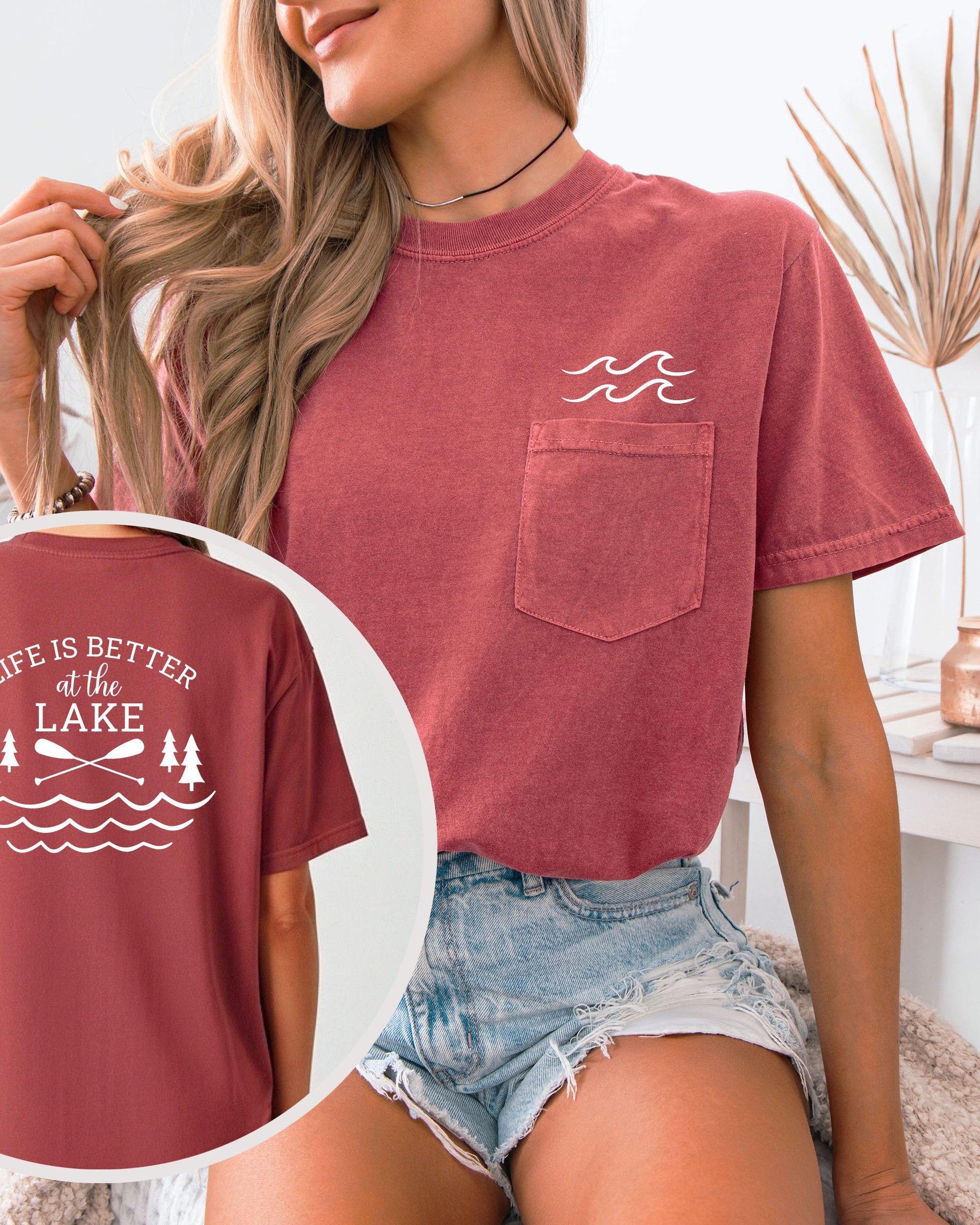 Life is better at the Lake Comfort Colors Pocket T-Shirt – Nature Camping Outdoor Graphic Tee