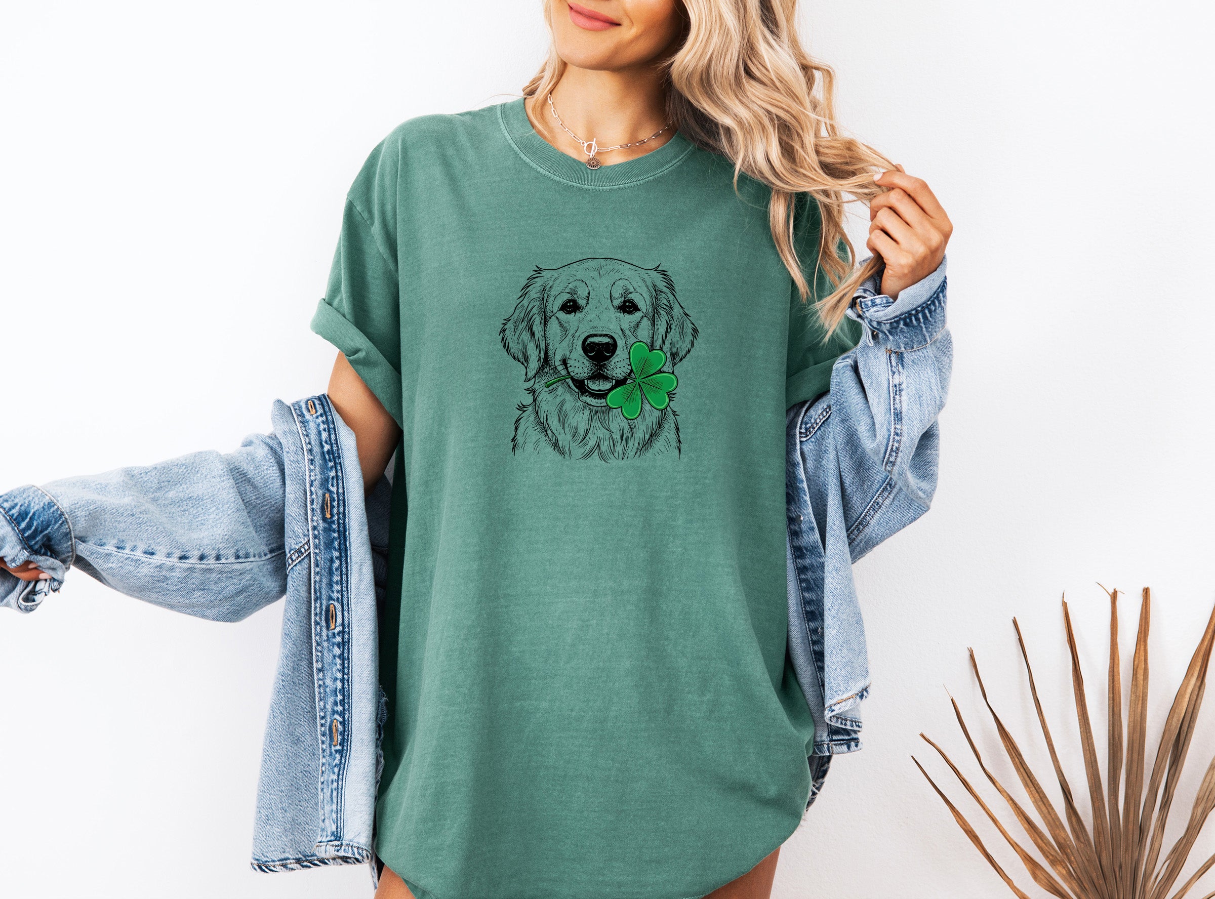 Golden Retriever Dog Mom St. Patrick's day Comfort Colors T Shirt