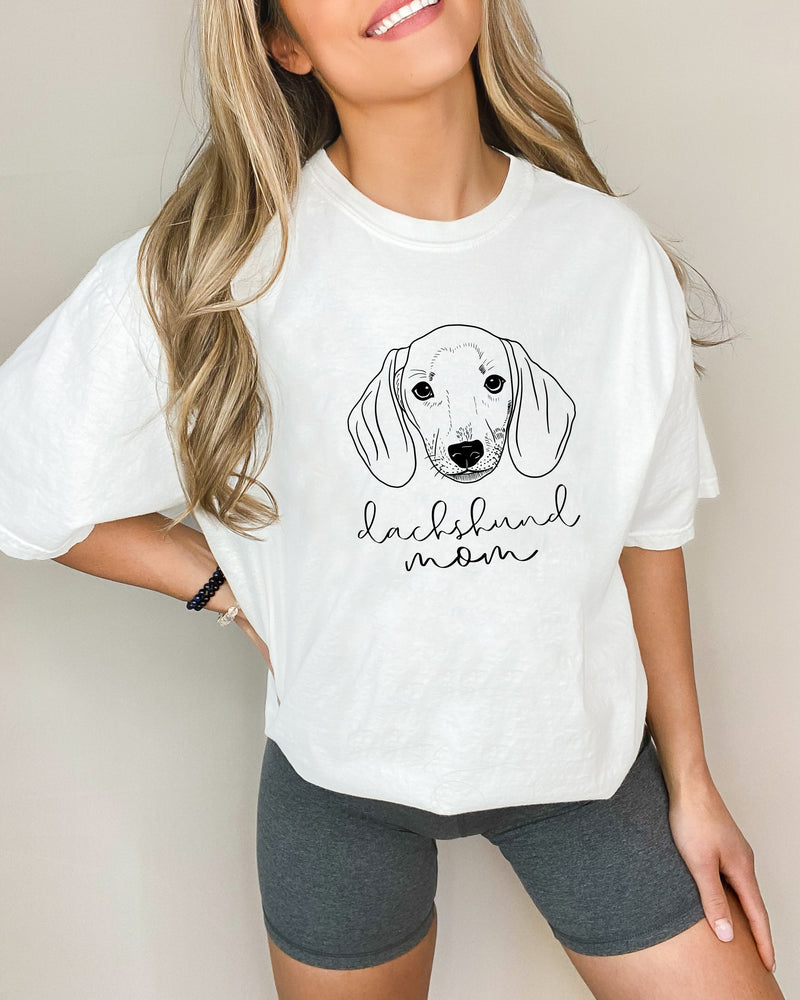 Dachshund Doxie MomDog Dog Mom Comfort Colors T Shirt