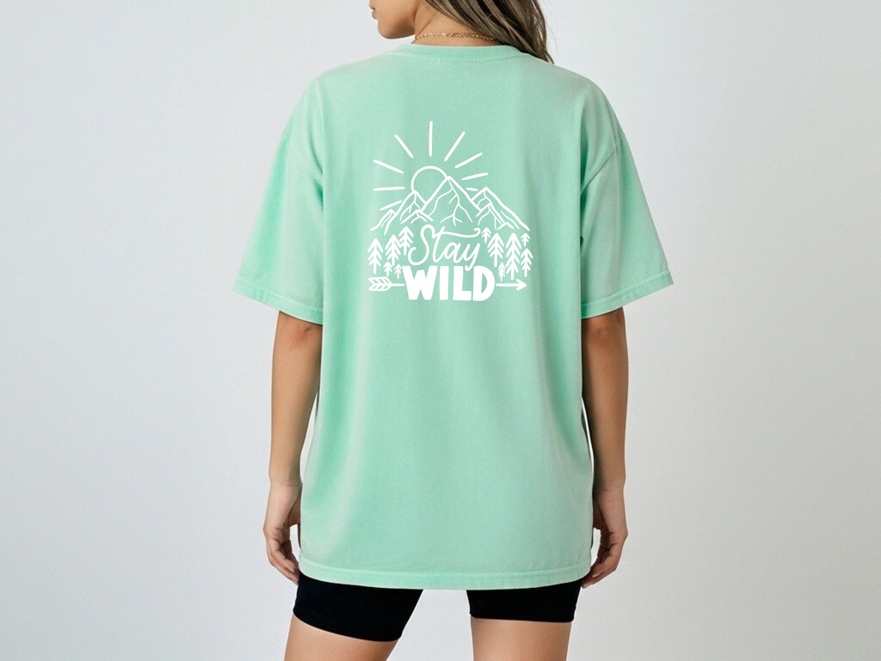 Stay Wild Sun Lake Comfort Colors Pocket T-Shirt – Nature Camping Outdoor Graphic Tee