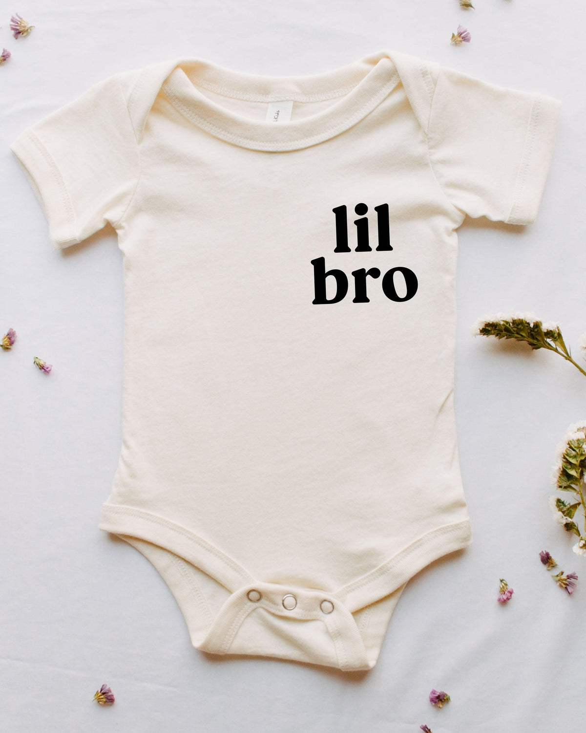 Lil bro baby Onesie - Pregnancy Announcement, Little Brother (Serif Left Chest)