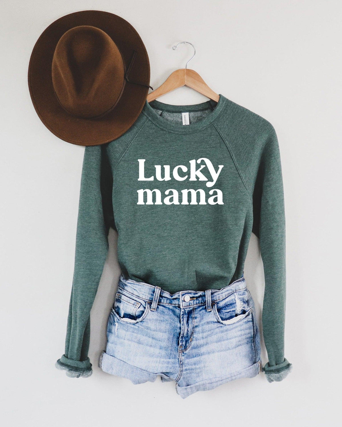 Lucky Mama St. Patrick's day Mom Lightweight Sponge Fleece Raglan Sweatshirt
