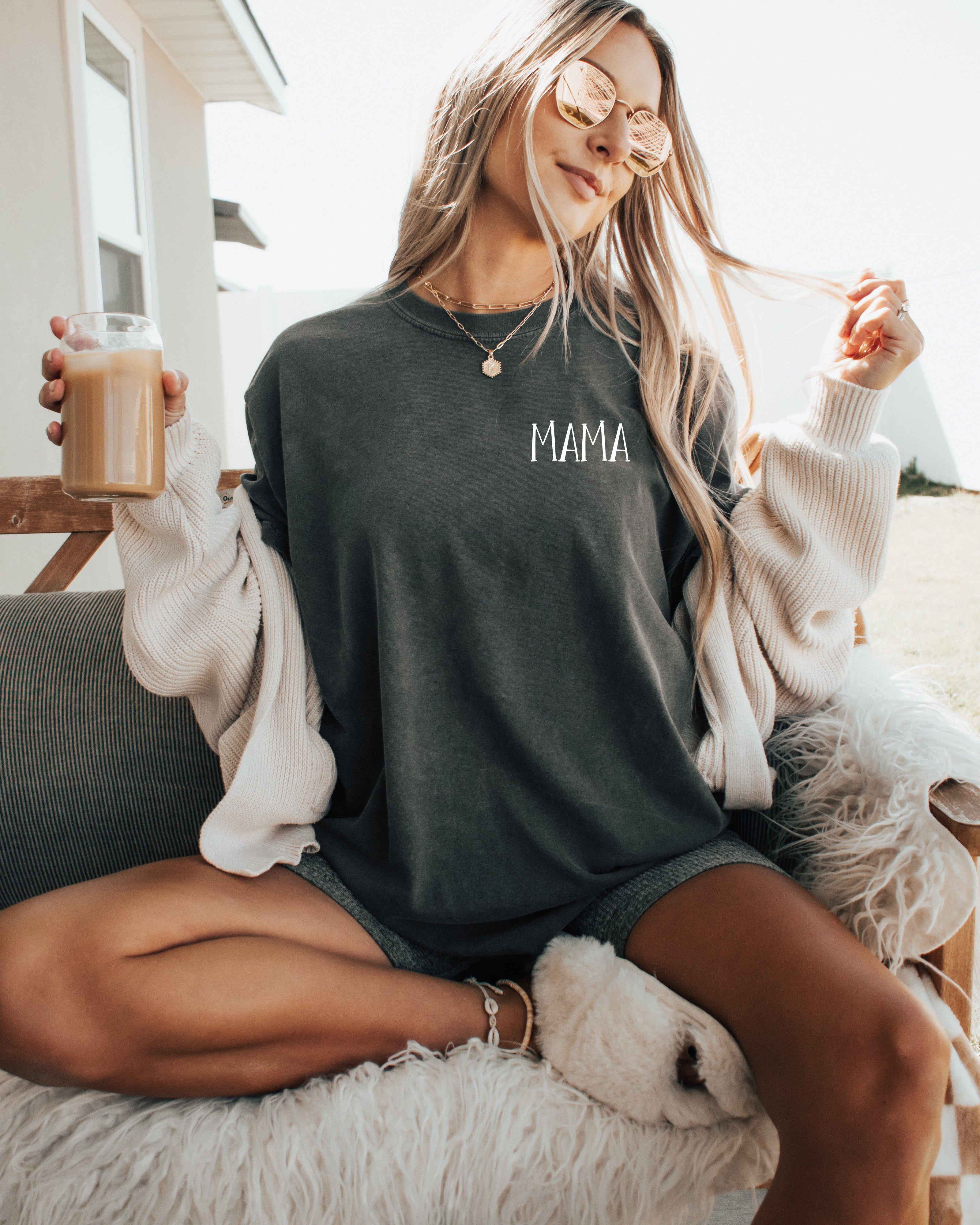 Mama Comfort Colors T Shirt (farmyard)