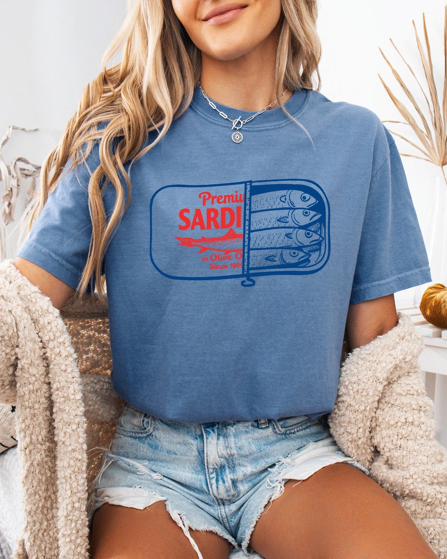 Sardines Salmon Fish Nature Camping Hiking Comfort Colors T Shirt (Can)