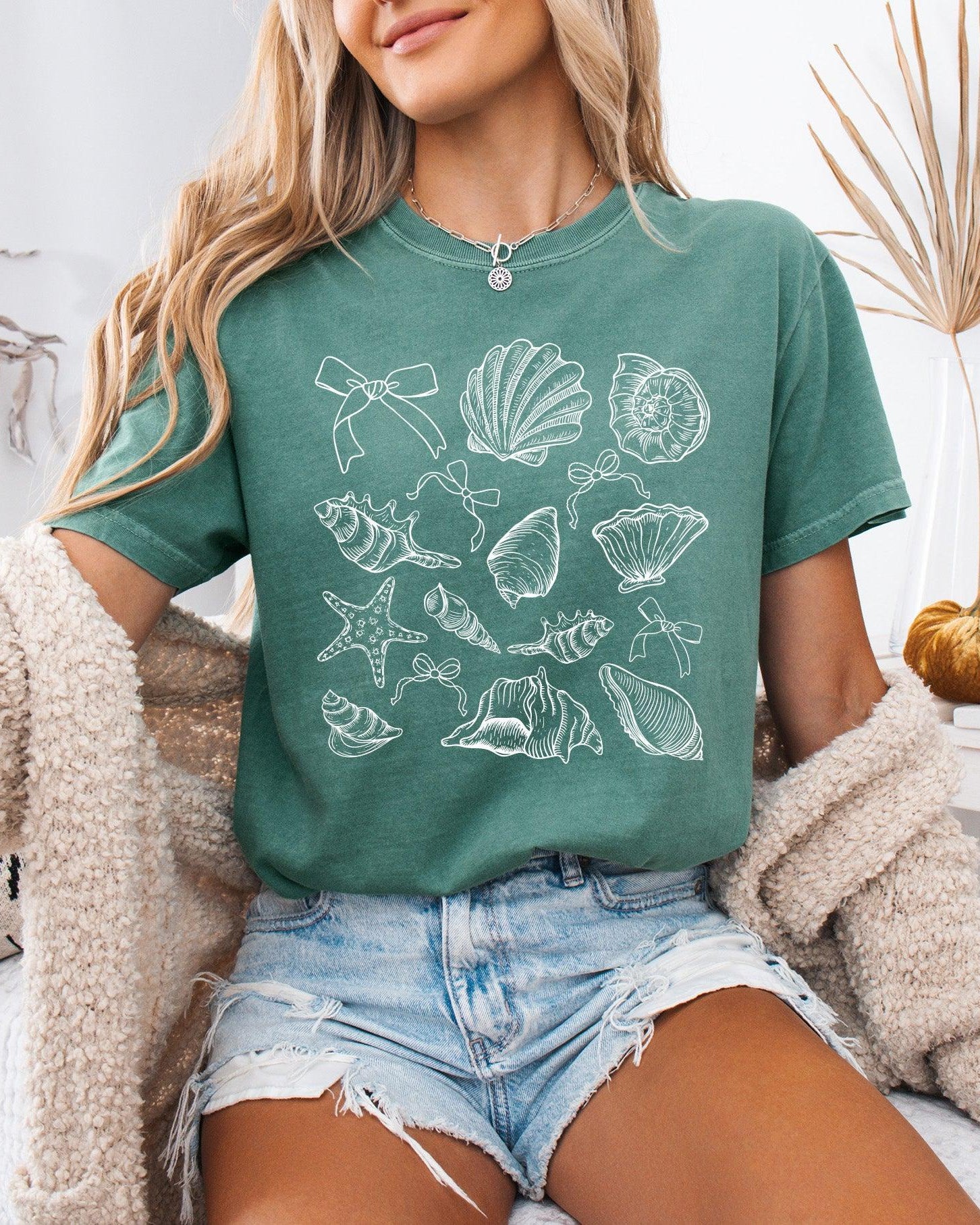 Seashell Lake Beach Summer Hiking Vacation Fish Nature Camping Hiking Comfort Colors T Shirt