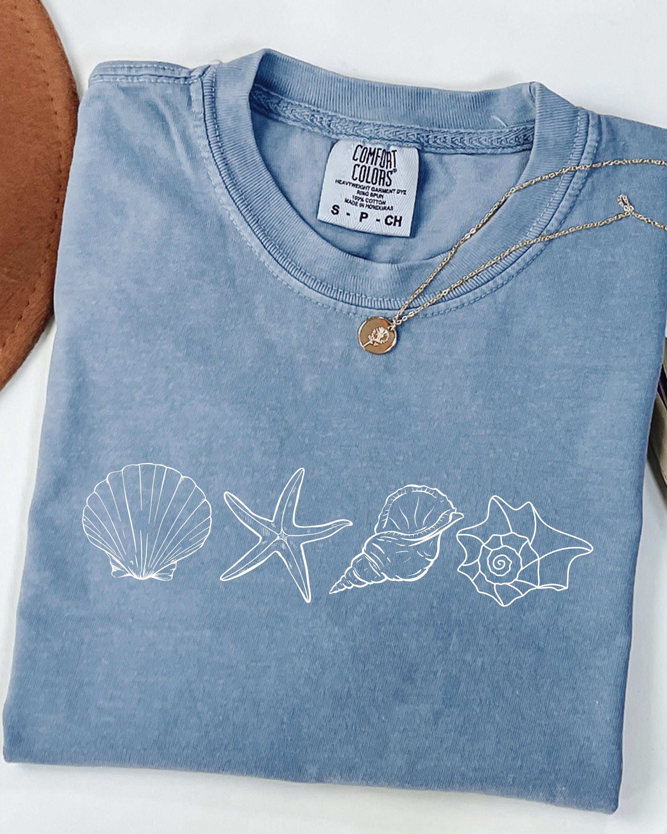 Seashell Starfish Beach Summer Vacation Nature Camping Hiking Comfort Colors T Shirt