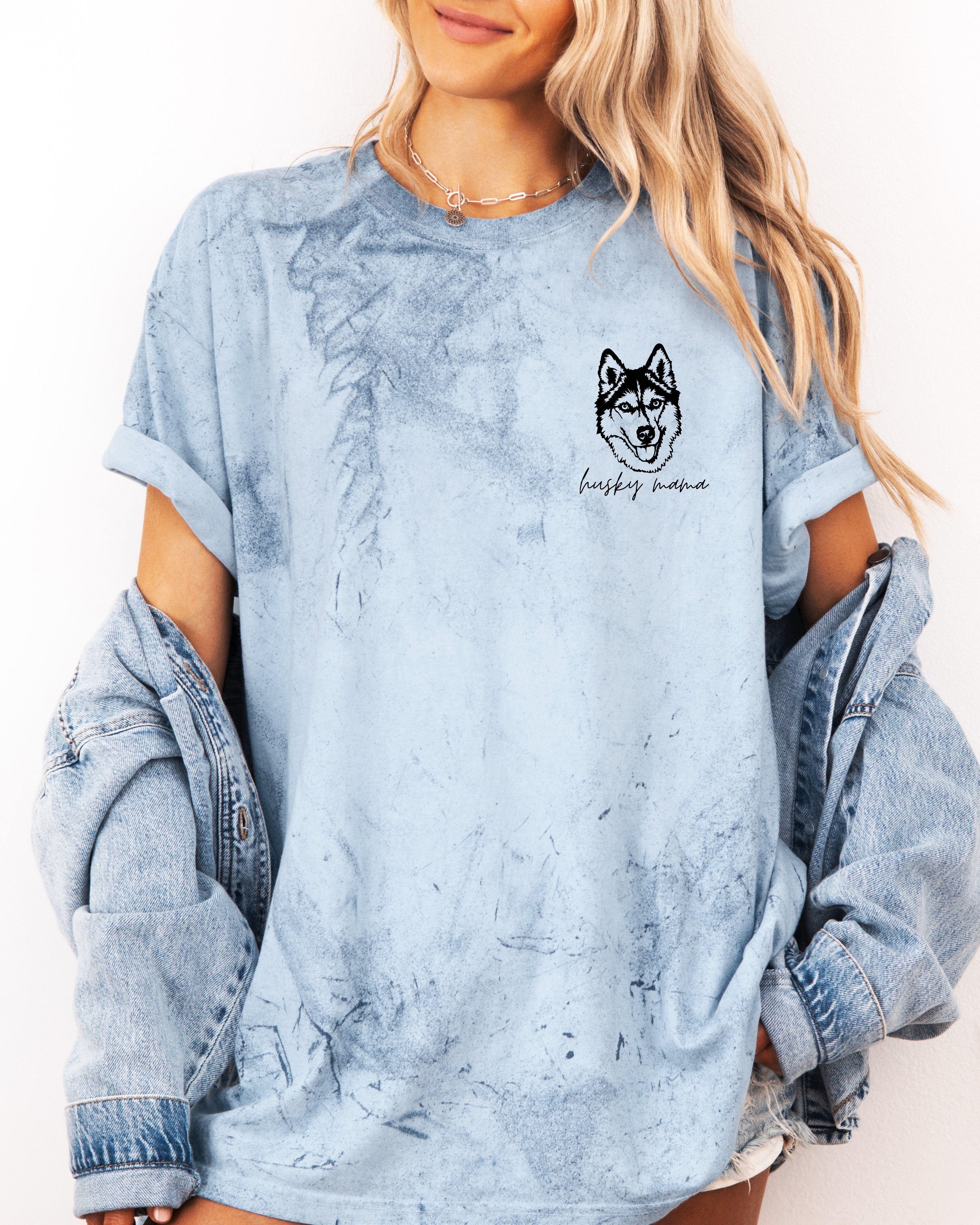 Siberian Husky Dog Mom Comfort Colors T Shirt (left chest)