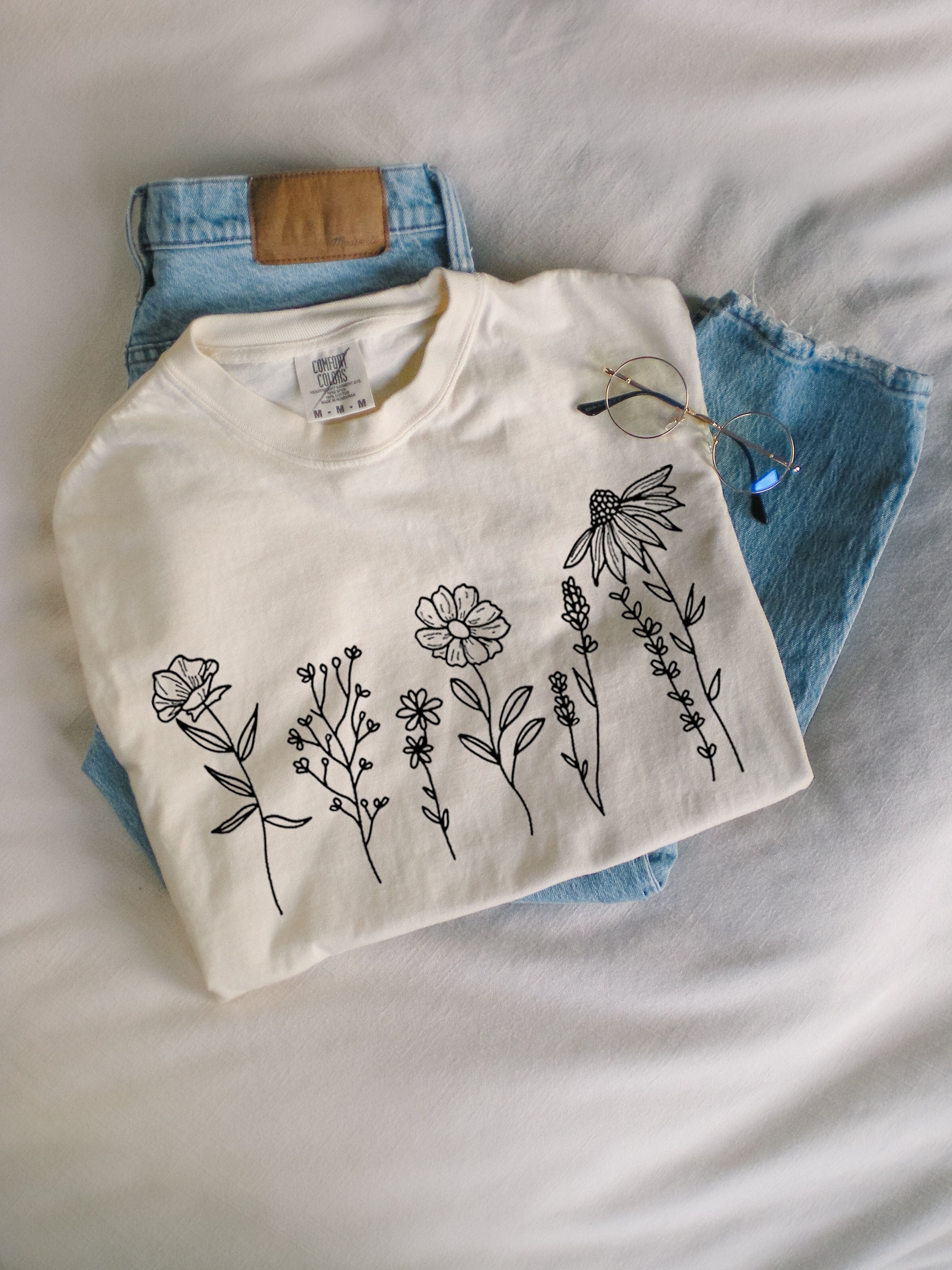 Wildflowers Botanical Plant Nature Garment Dyed T Shirt
