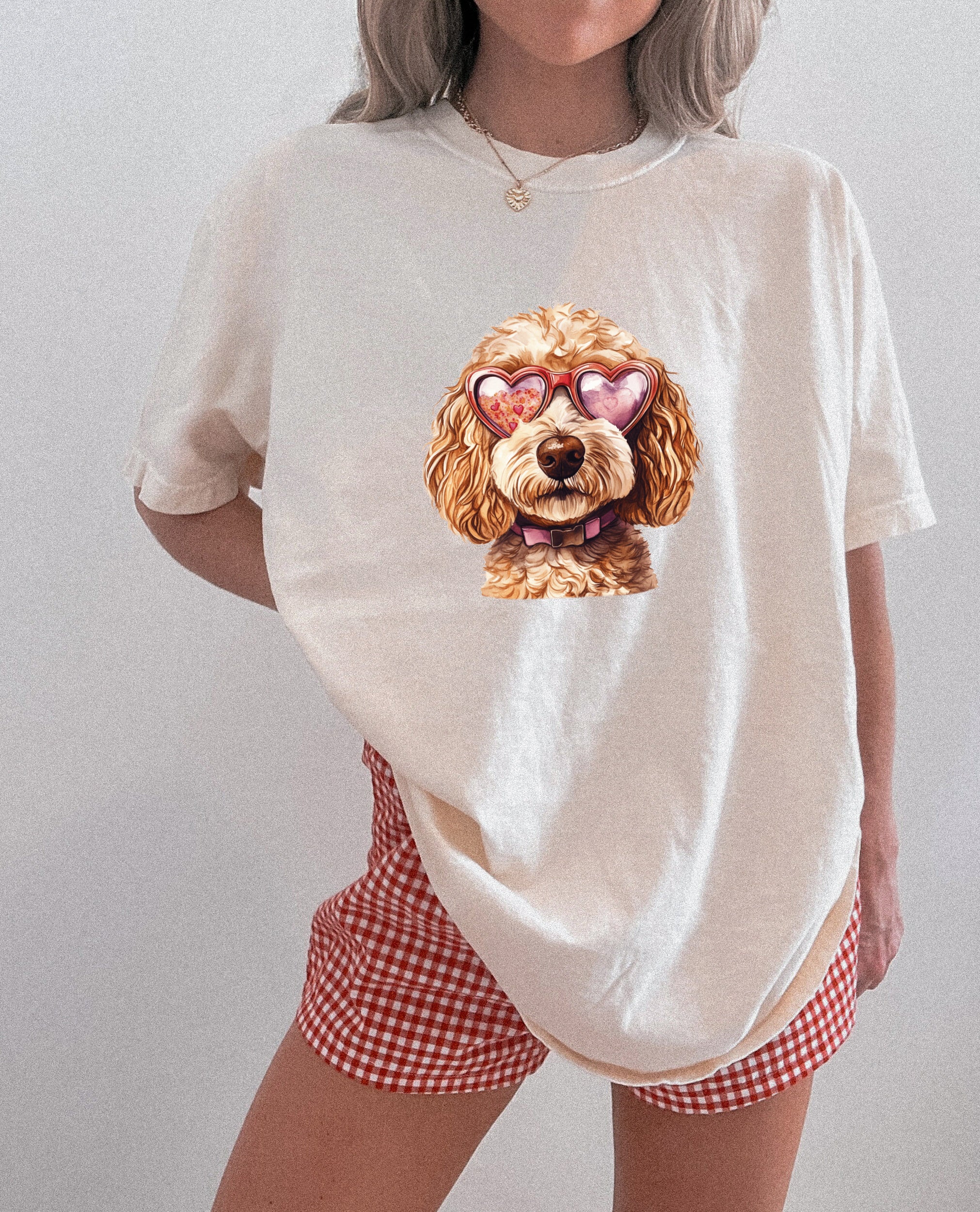 Golden Doodle Valentine's day Dog Mom Heart Comfort Colors Garment Dyed T Shirt (glasses)