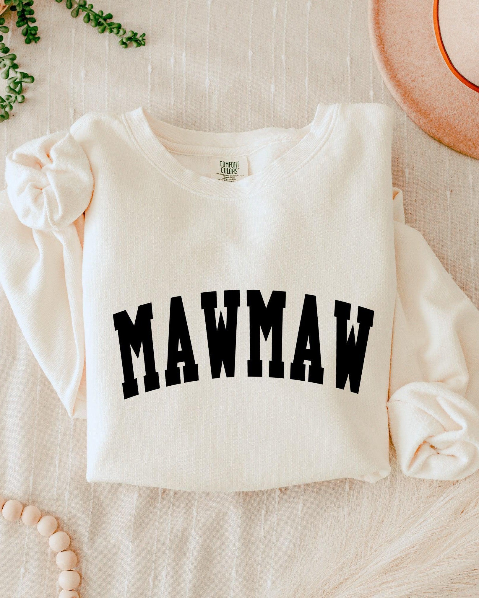 maw maw Grandma Garment Dyed Comfort Colors Sweatshirt