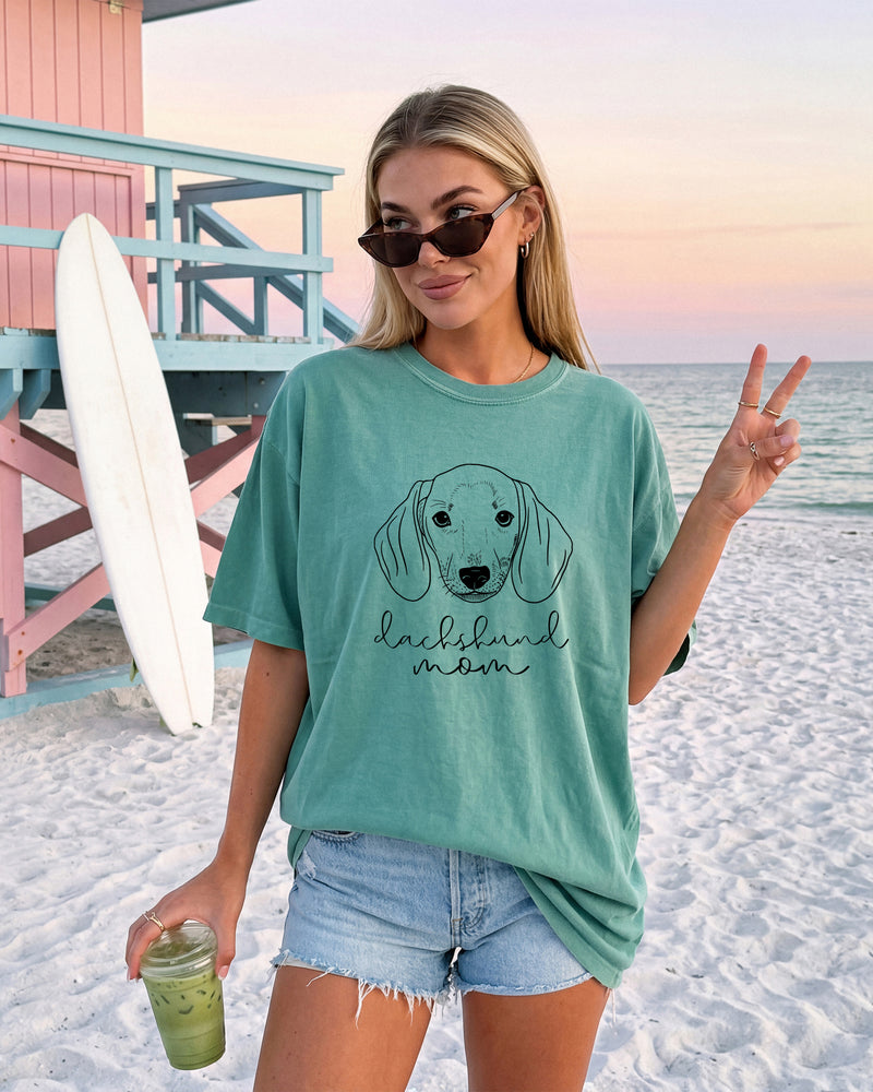 Dachshund Doxie MomDog Dog Mom Comfort Colors T Shirt