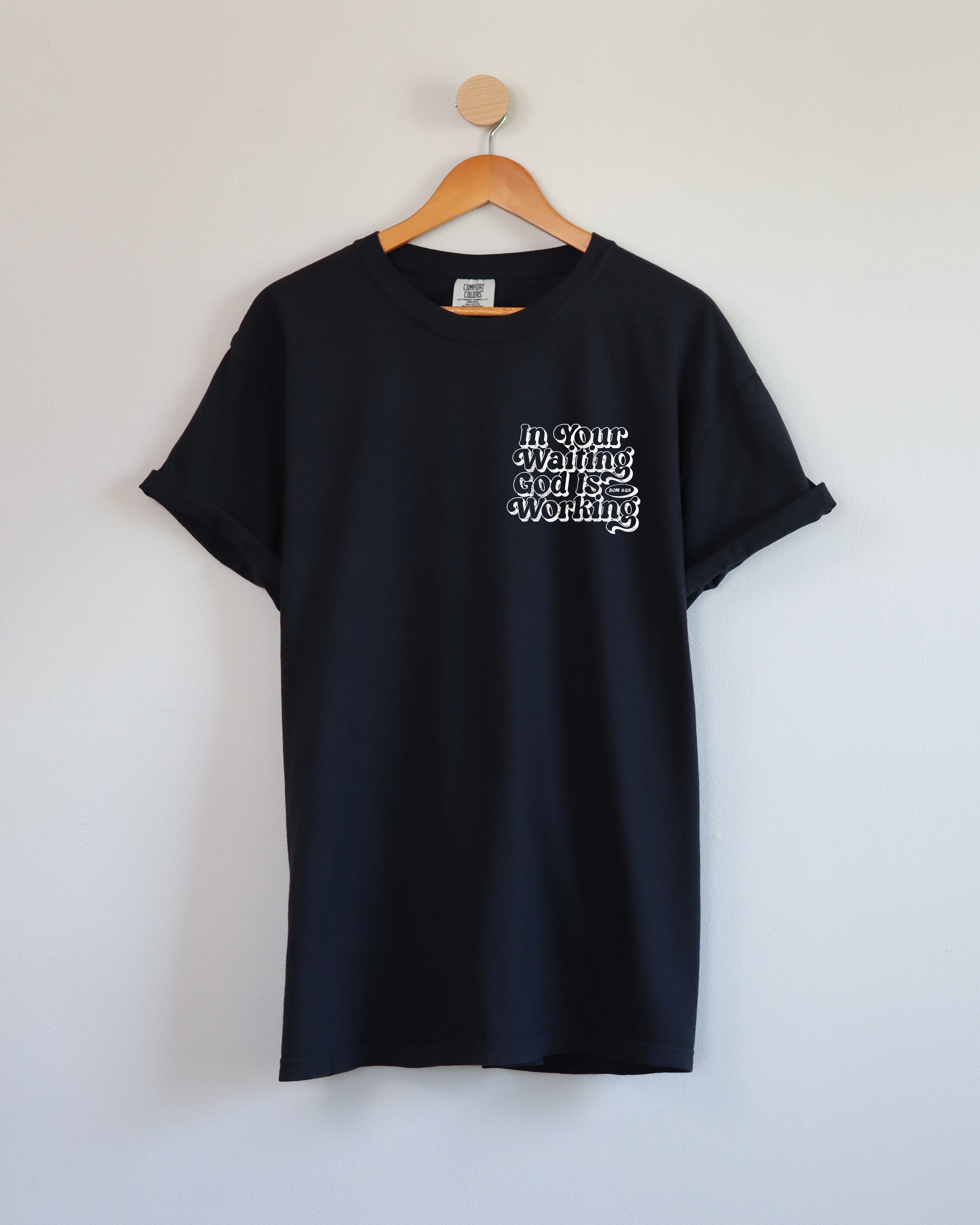 In the waiting God is working Comfort Colors T Shirt Religious Jesus Bible (Outlined Groovy)