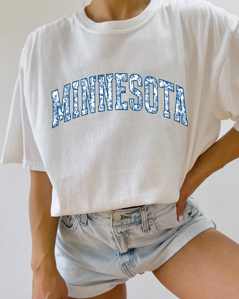 Minnesota State City College Comfort Colors T Shirt (Blue flower)