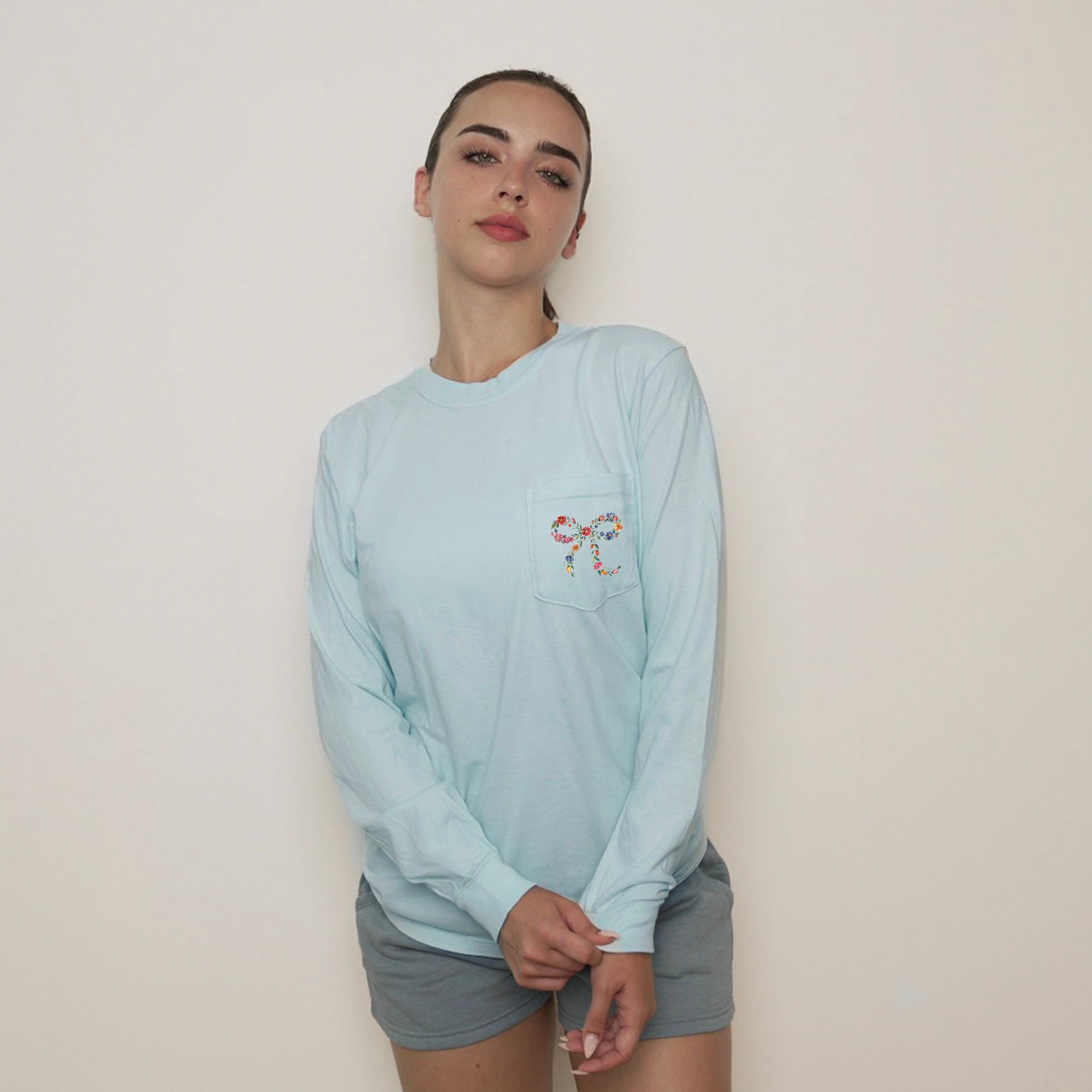 Comfort Colors Wildflowers Ribbon Nature Botanical  gardening Pocket Long Sleeve Shirt