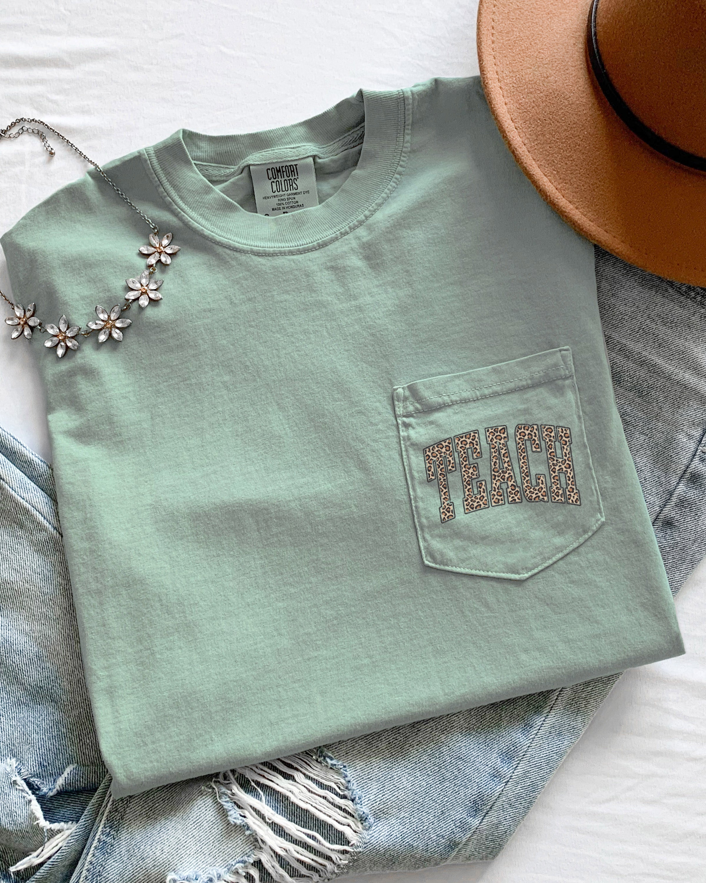 Teacher Teach back to school Comfort Colors Pocket T Shirt (Leopard)