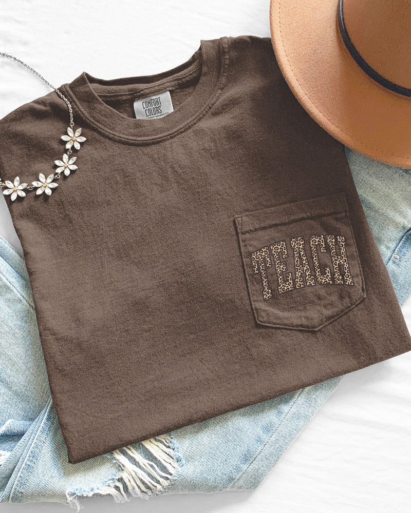Teacher Teach back to school Comfort Colors Pocket T Shirt (Leopard)