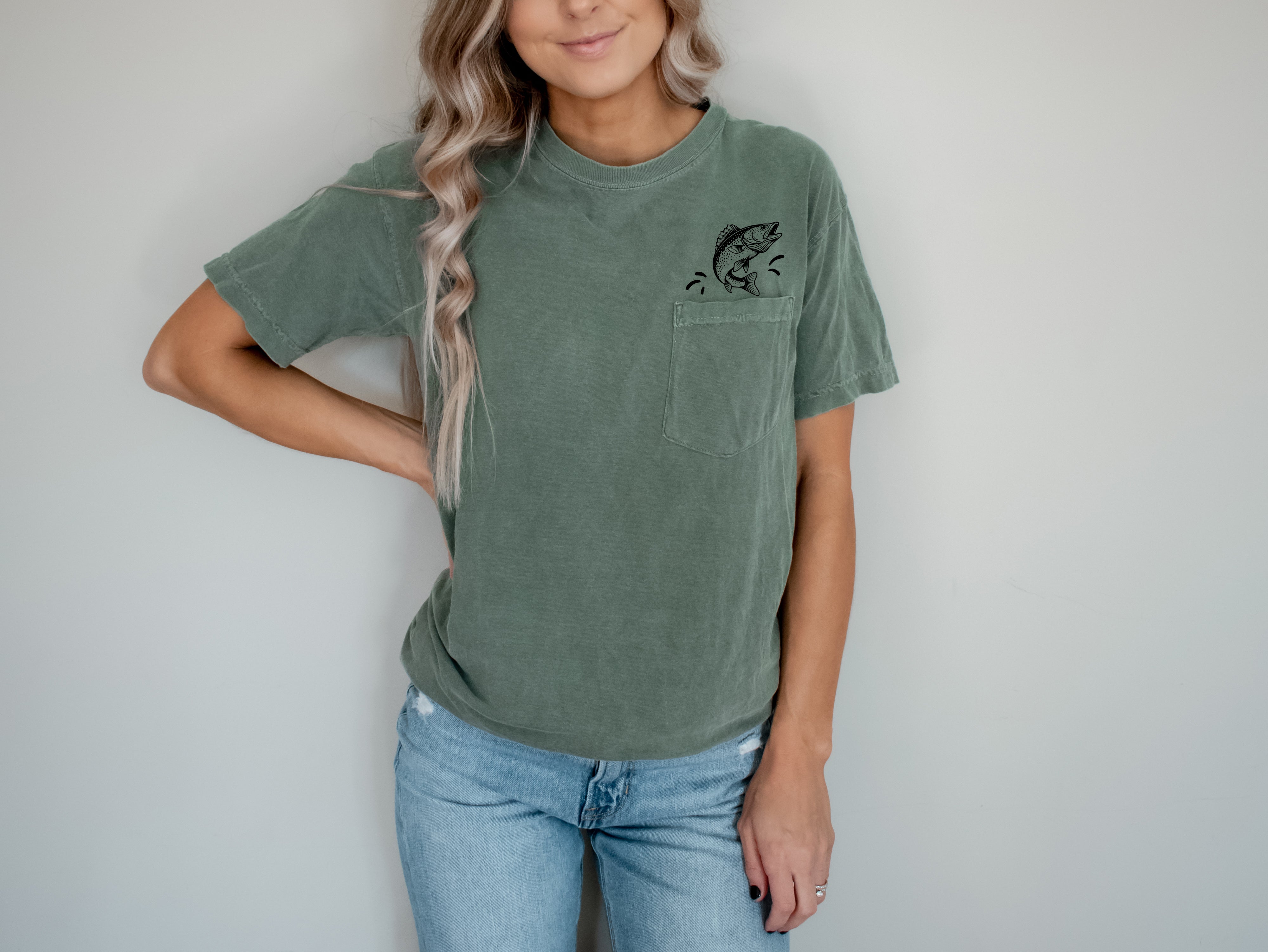 Walleye Fish Comfort Colors Pocket T Shirt (Dad gift)