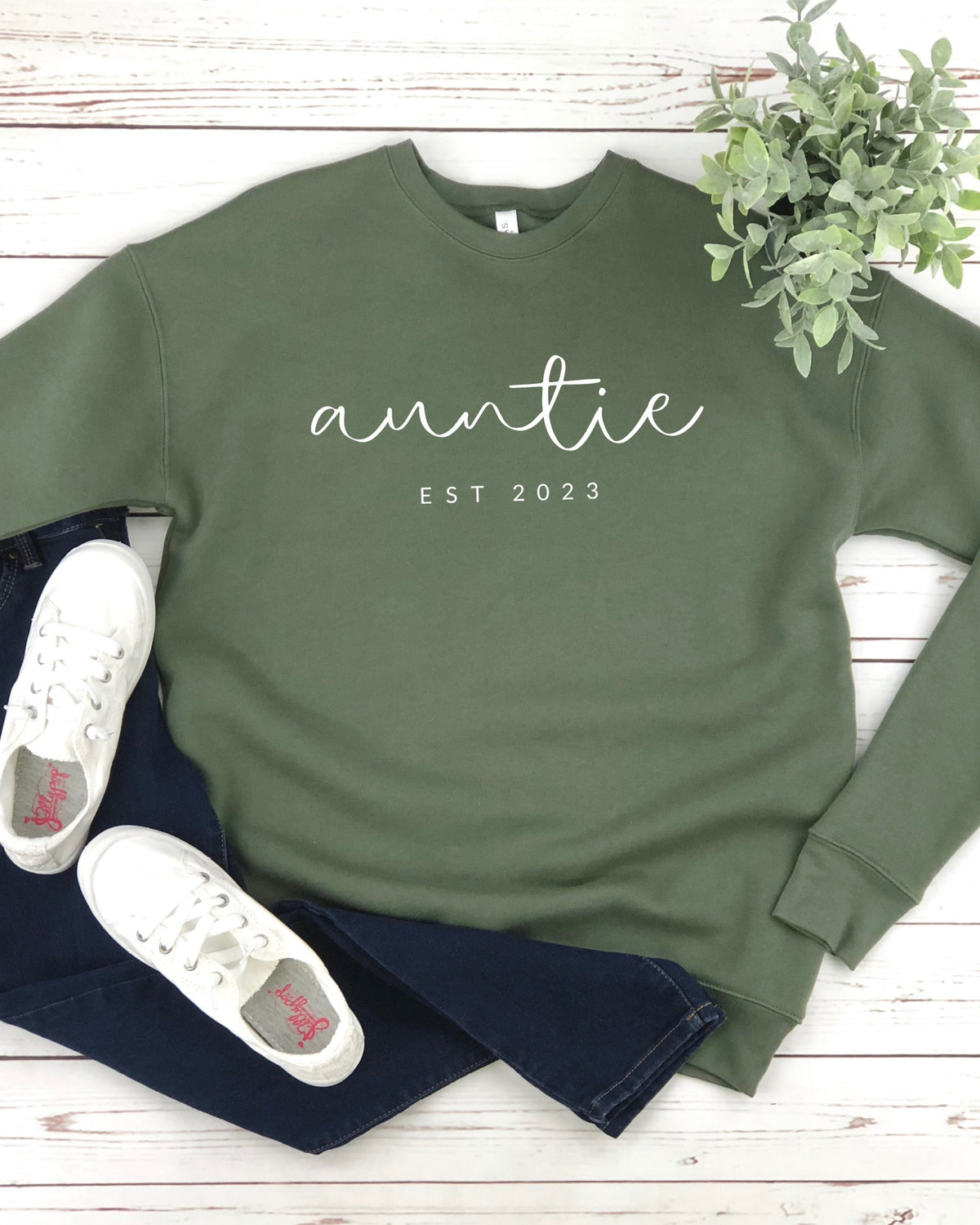 Auntie Est 2023 Drop Shoulder Sponge Fleece Crewneck Sweatshirt (Cursive 2)