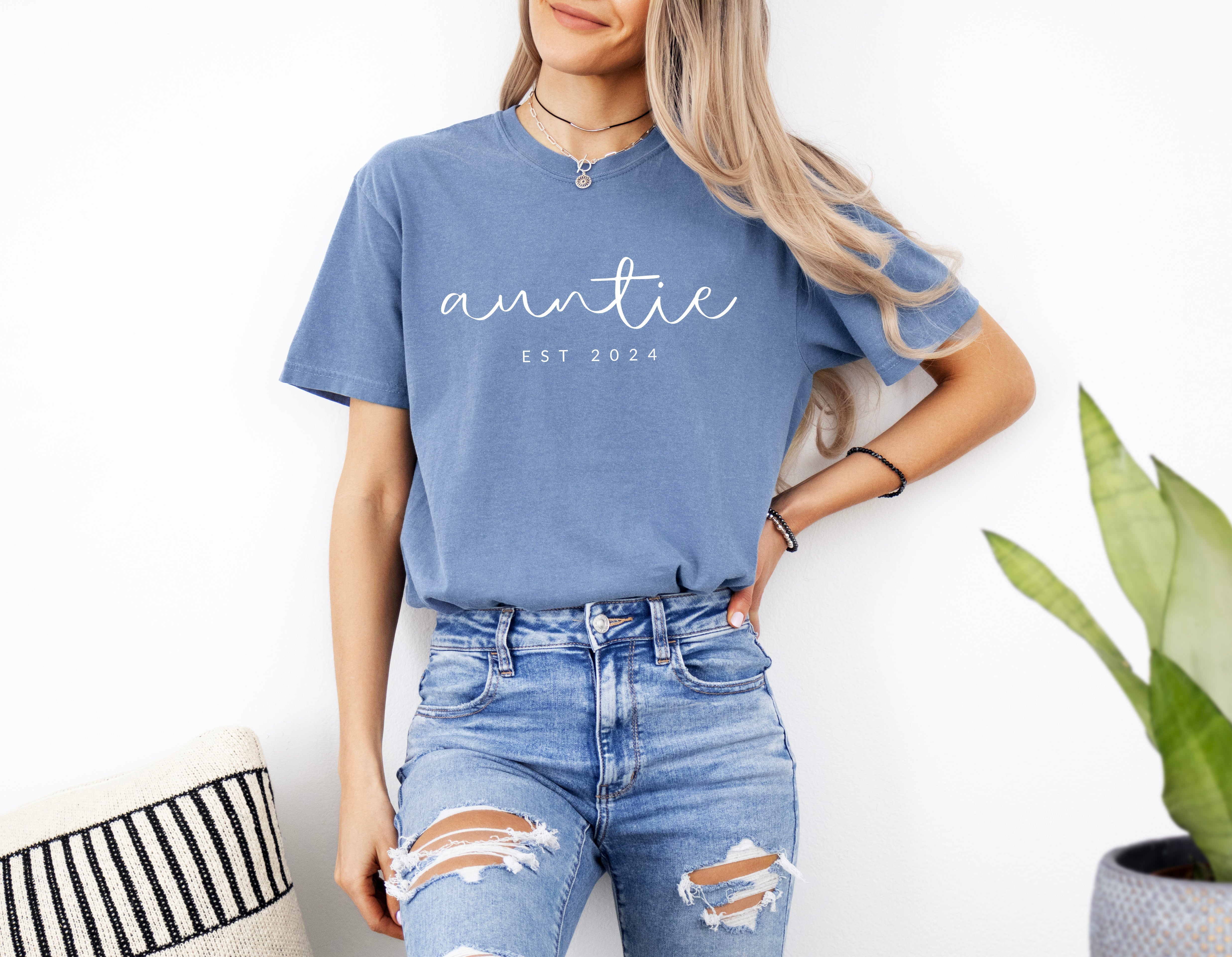 Auntie Personalized Est Year Comfort Colors Graphic Tees (Cursive)