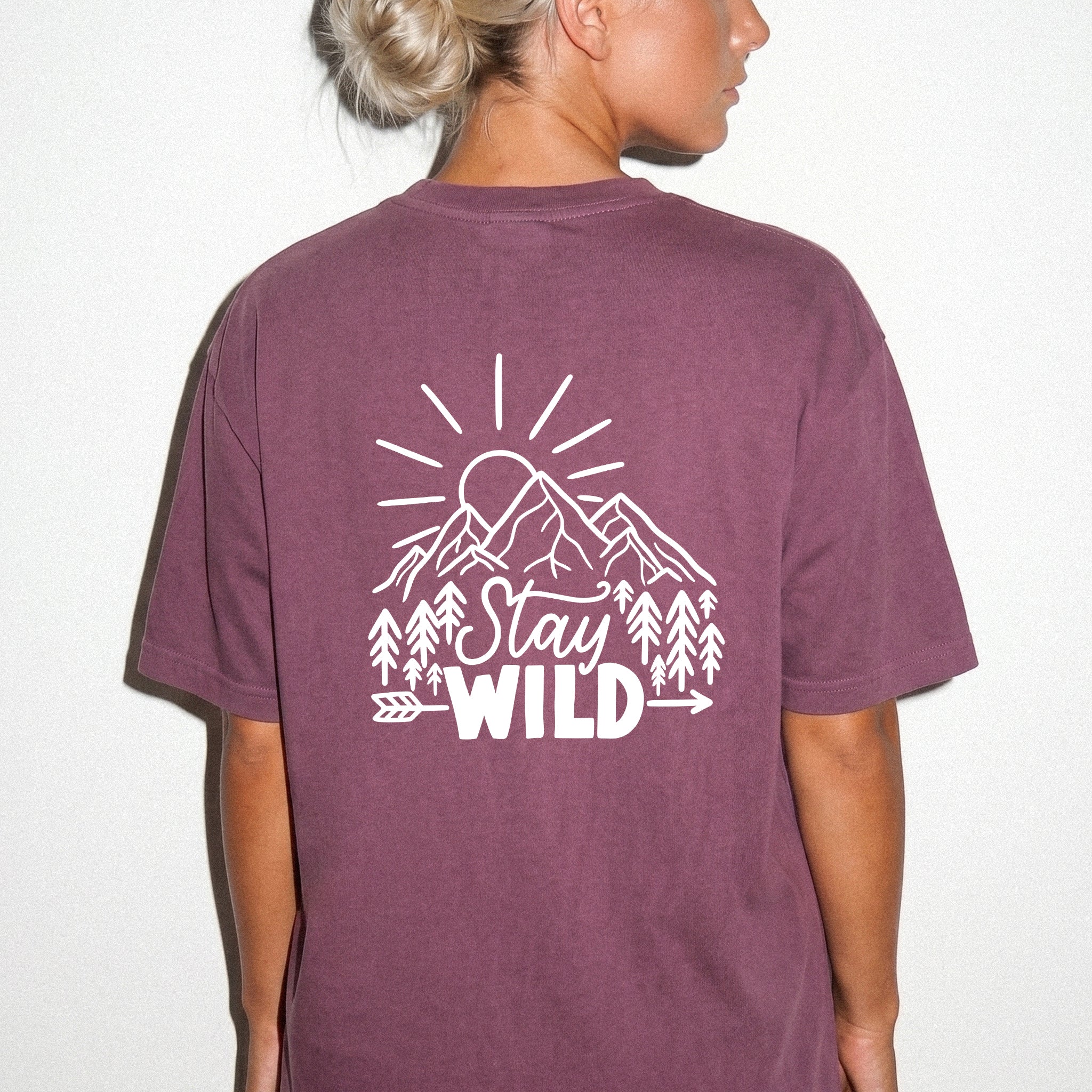 Stay Wild Sun Lake Comfort Colors Pocket T-Shirt – Nature Camping Outdoor Graphic Tee