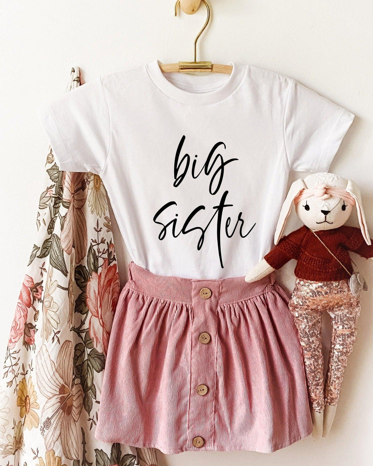 Big Sister Baby And Toddler Big sis Pregnancy Announcement T Shirt (Cursive 2)