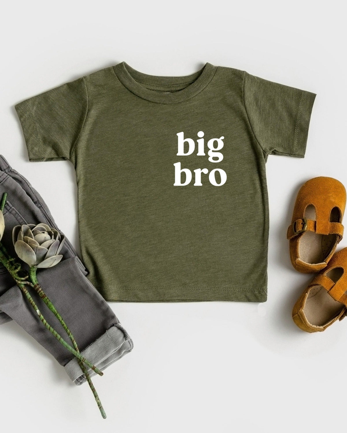 Big bro Baby and Toddler T-Shirt | Big brother Pregnancy announcement Sibling Shirt (Serif Left Chest)