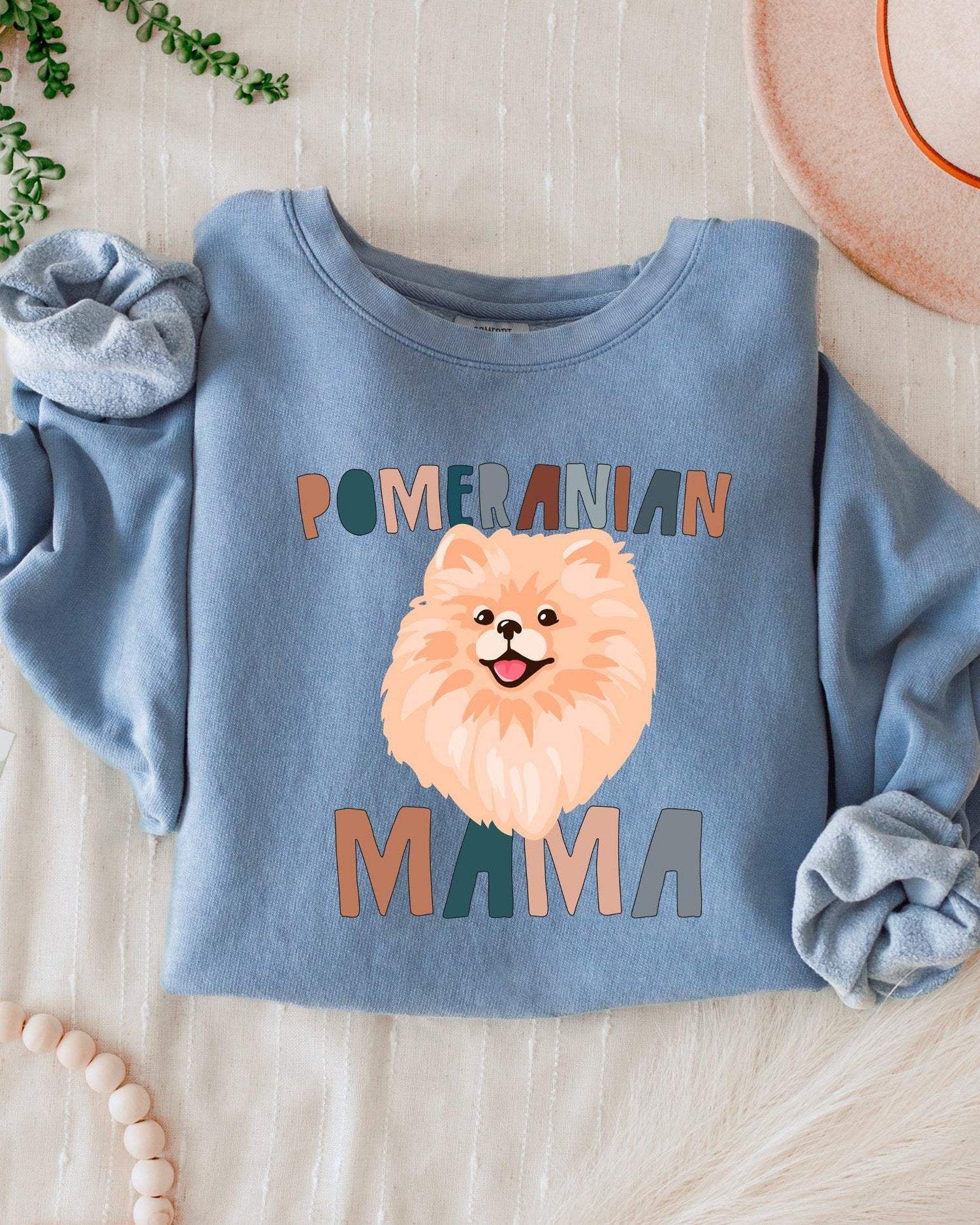 Pomeranian Dog Mom Garment Dyed Comfort Colors Sweatshirt (Color)