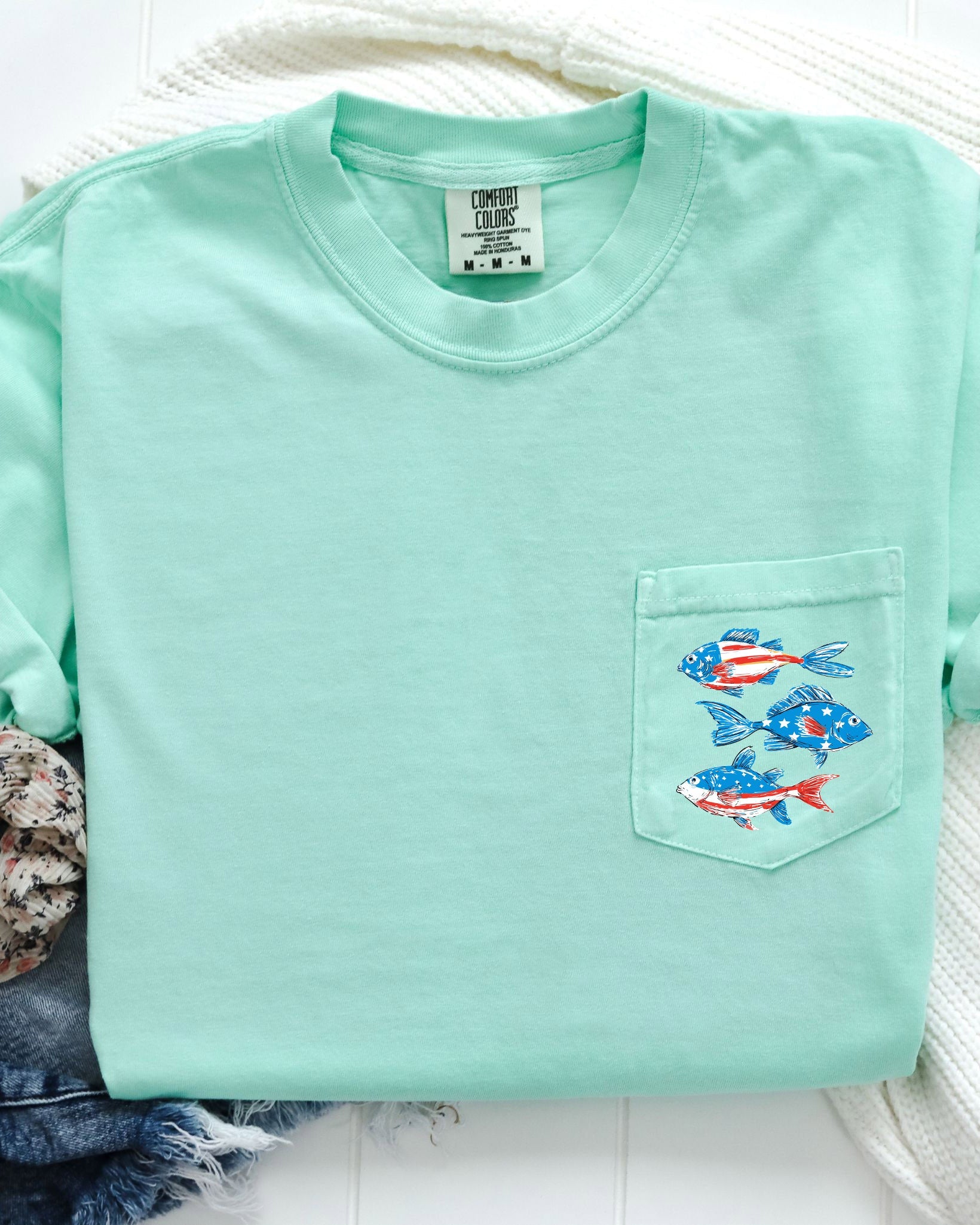 American Flag USA Fish Sardines Comfort Colors Pocket T-Shirt – Independence Day & Memorial Day Patriotic Veterans